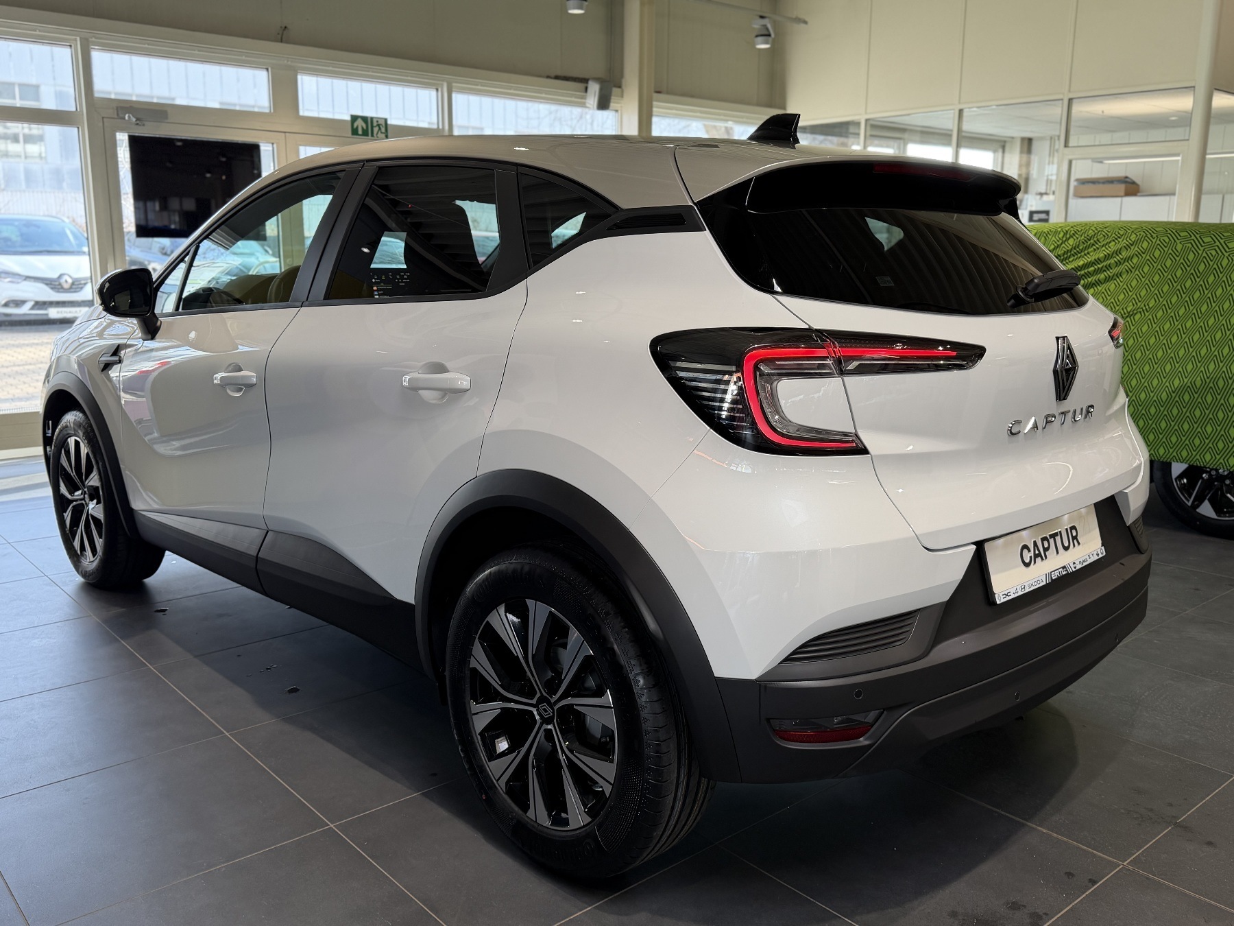 Bild 14 - Captur Evolution TCe 115 PS