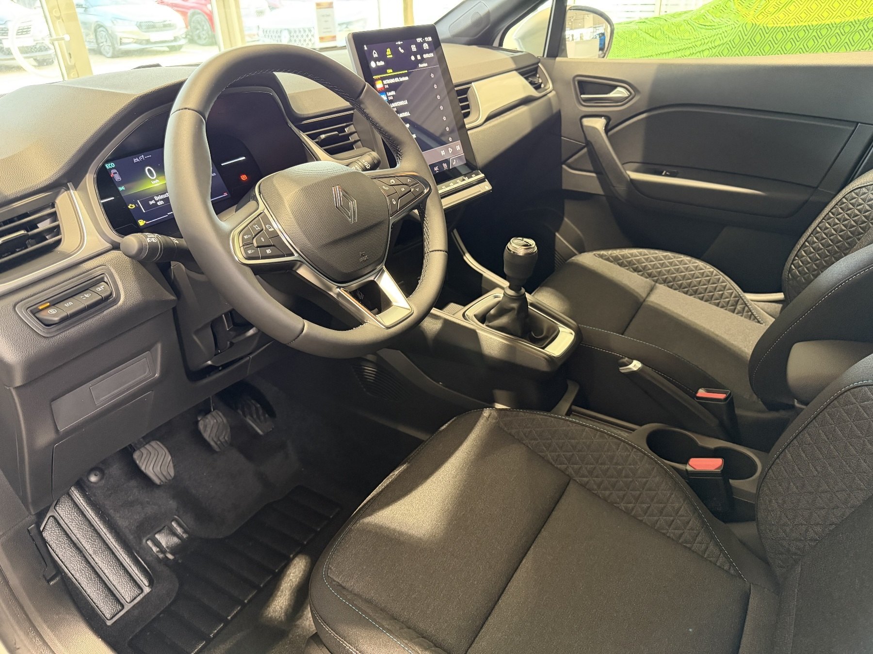 Bild 15 - Captur Evolution TCe 115 PS