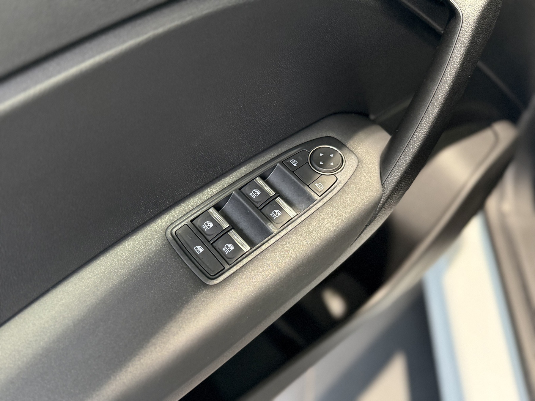 Bild 25 - Captur Evolution TCe 115 PS
