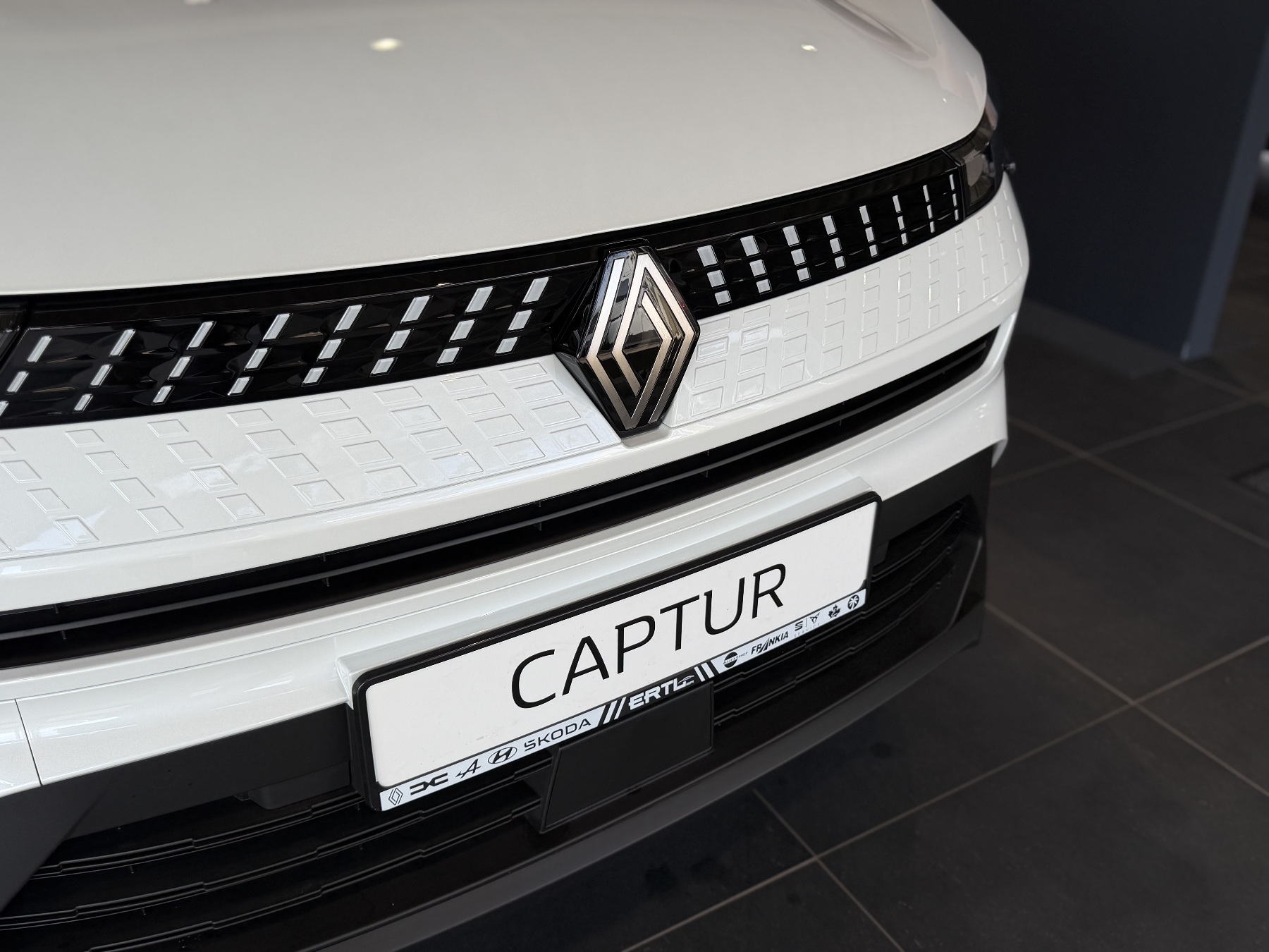 Bild 42 - Captur Evolution TCe 115 PS