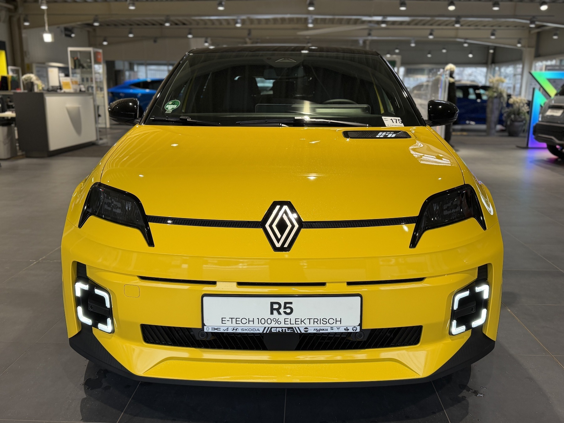 Bild 2 - R 5 Techno 120 PS Urban Range