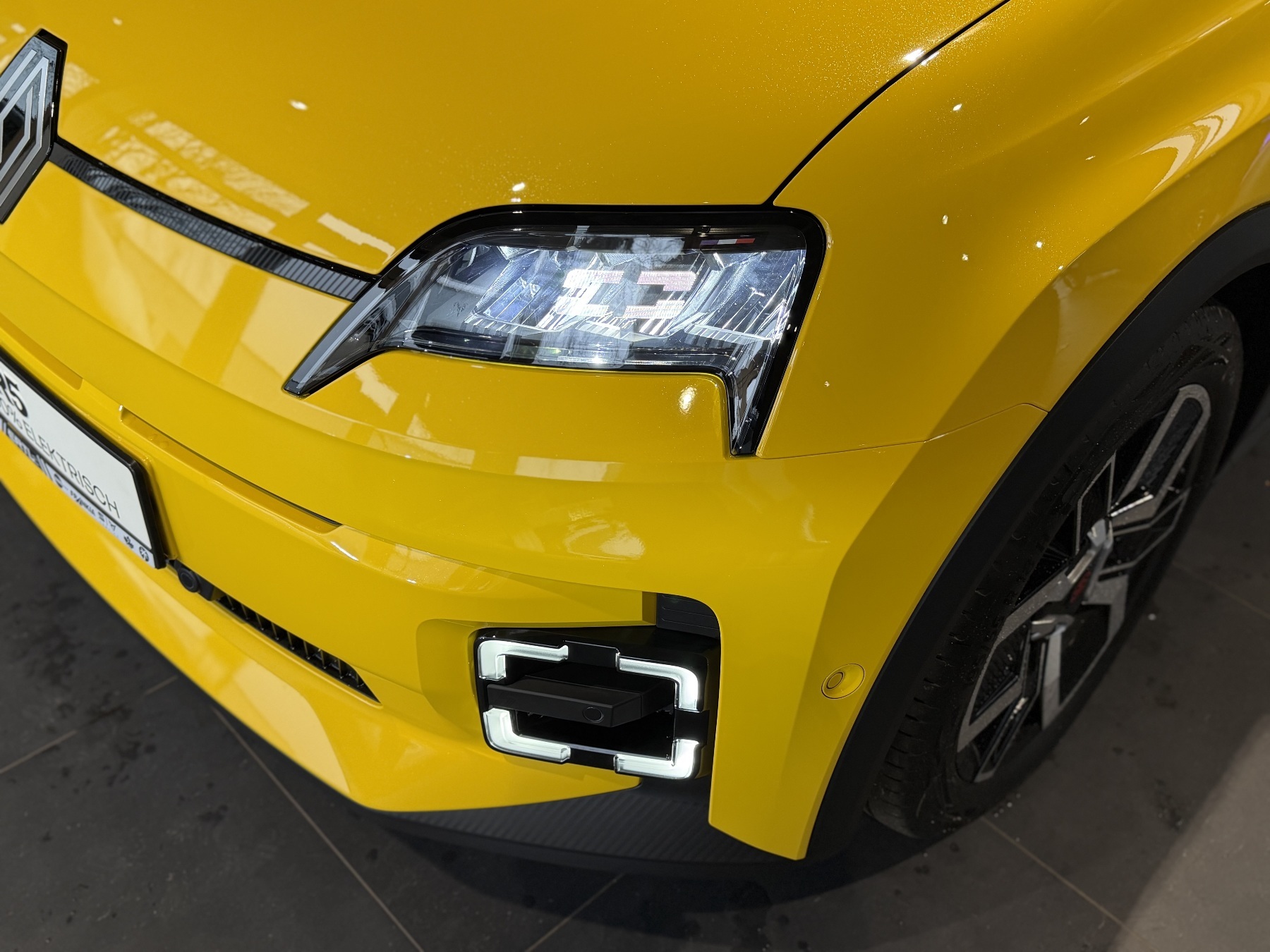 Bild 37 - R 5 Techno 120 PS Urban Range