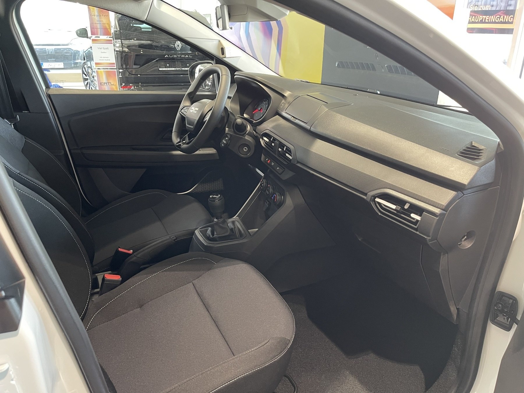 Bild 10 - Sandero Essential SCe 65ps ABS Fahrerairbag ESP