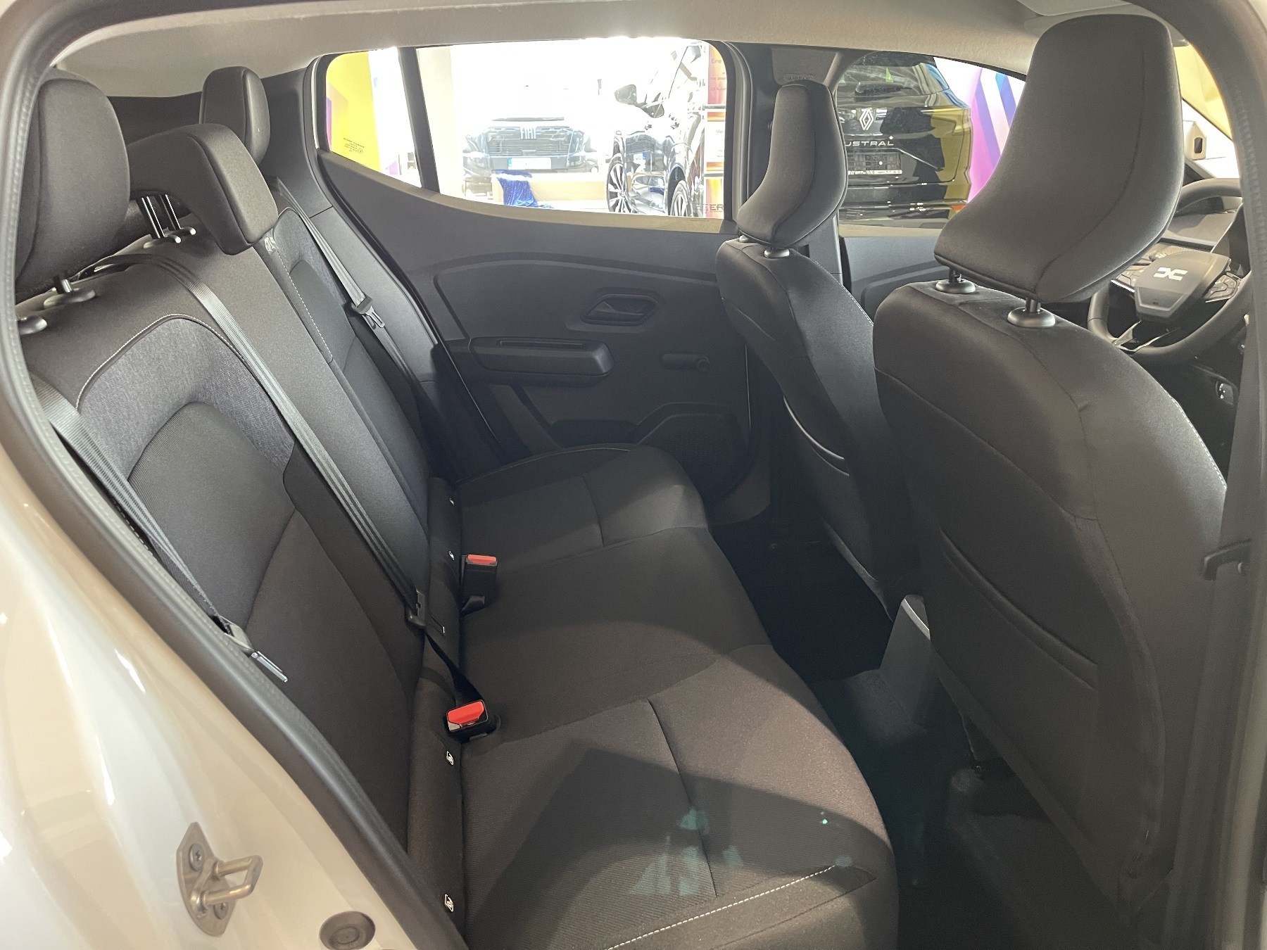 Bild 13 - Sandero Essential SCe 65ps ABS Fahrerairbag ESP
