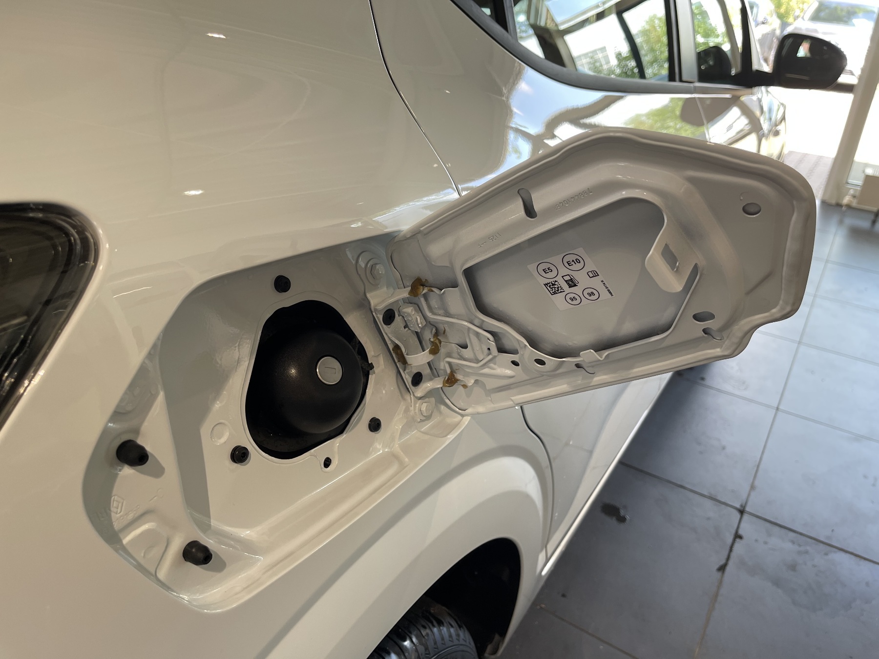 Bild 15 - Sandero Essential SCe 65ps ABS Fahrerairbag ESP