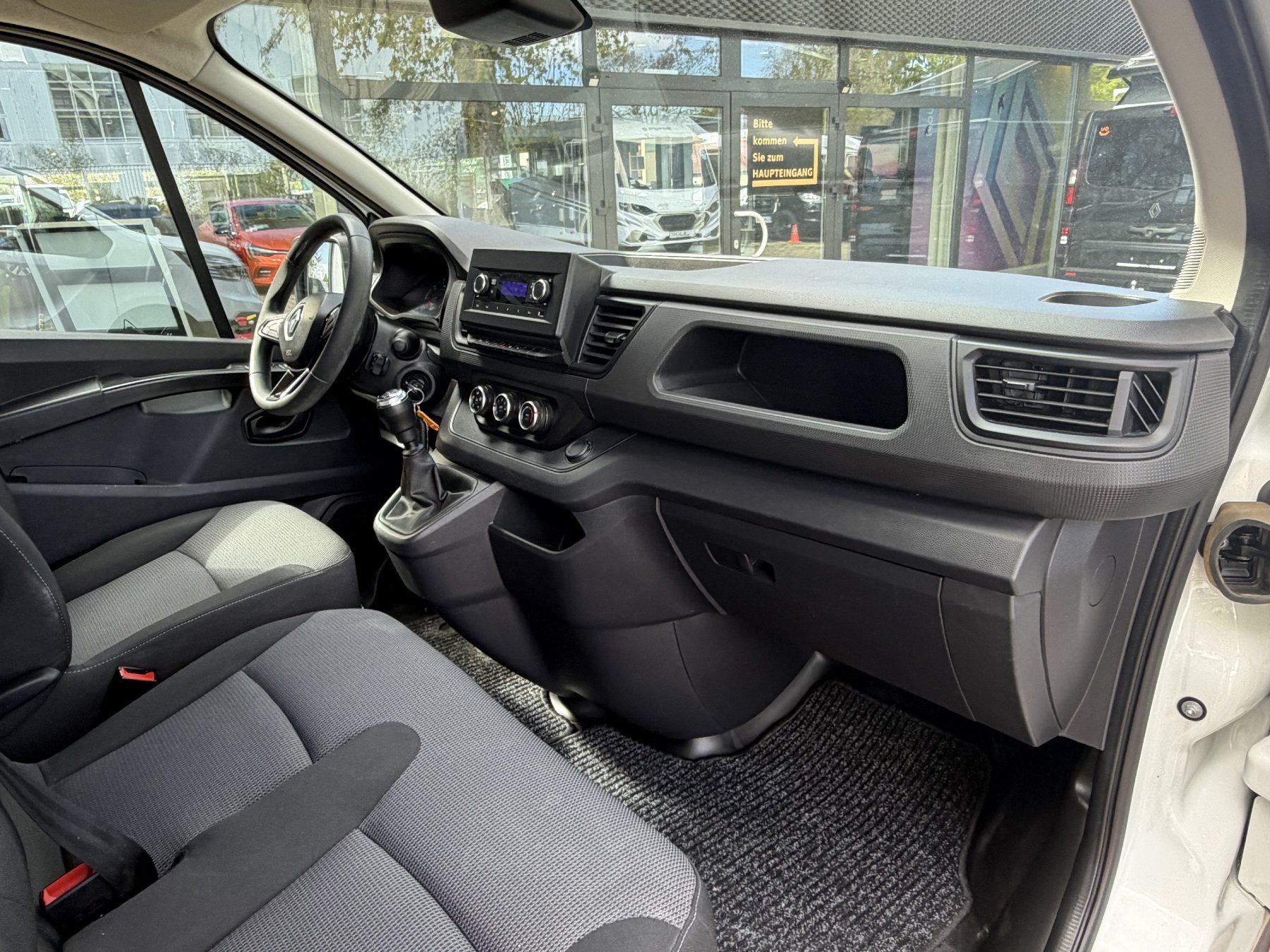 Bild 7 - Trafic L1H1 Komfort 2,8t dCi 110 PS
