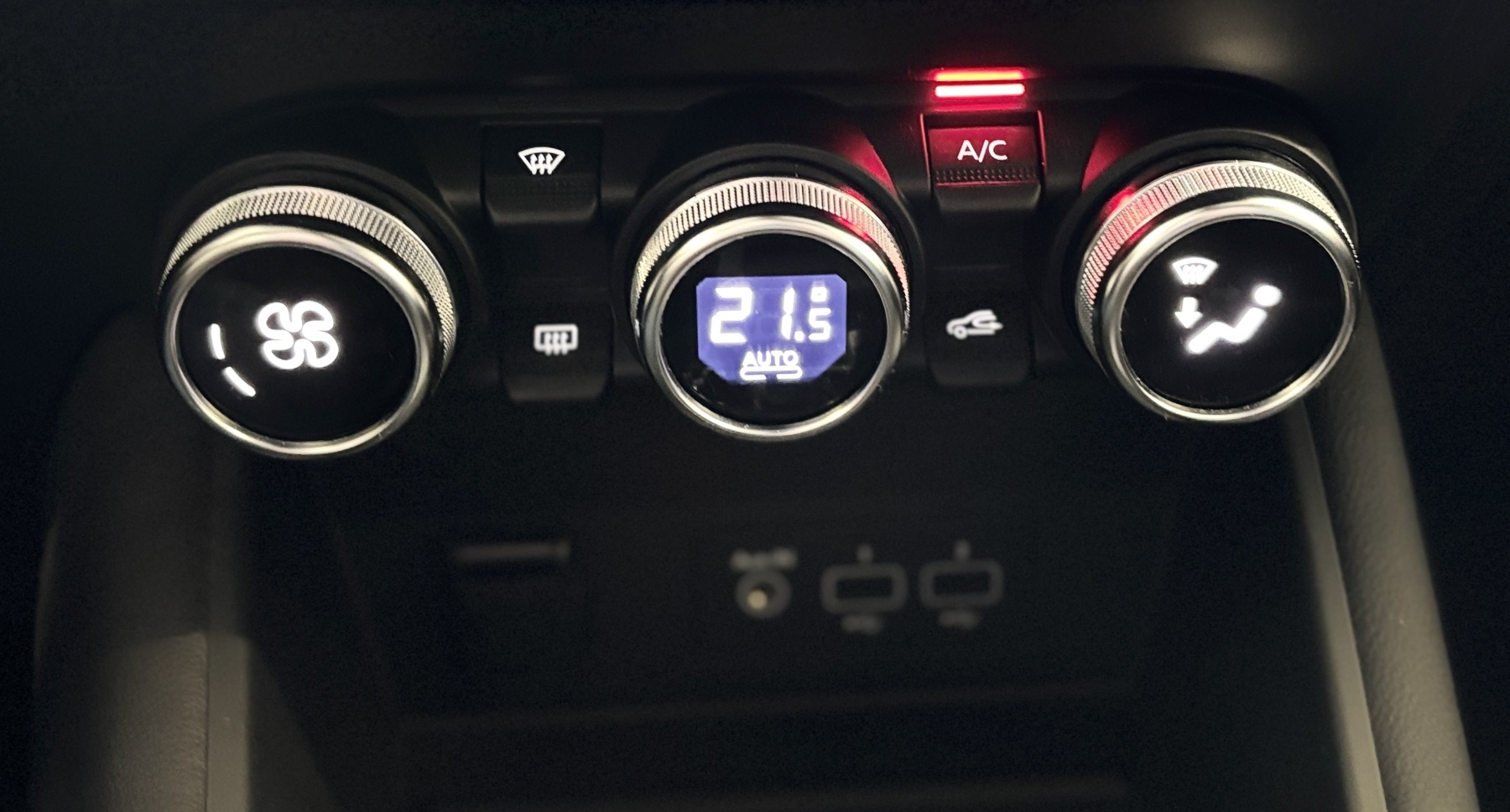 Bild 13 - Captur INTENS E-TECH Plug-in 160