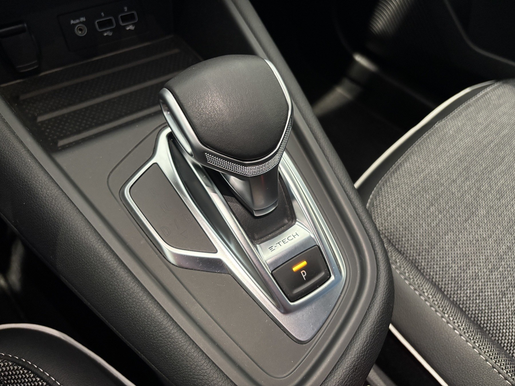 Bild 15 - Captur INTENS E-TECH Plug-in 160
