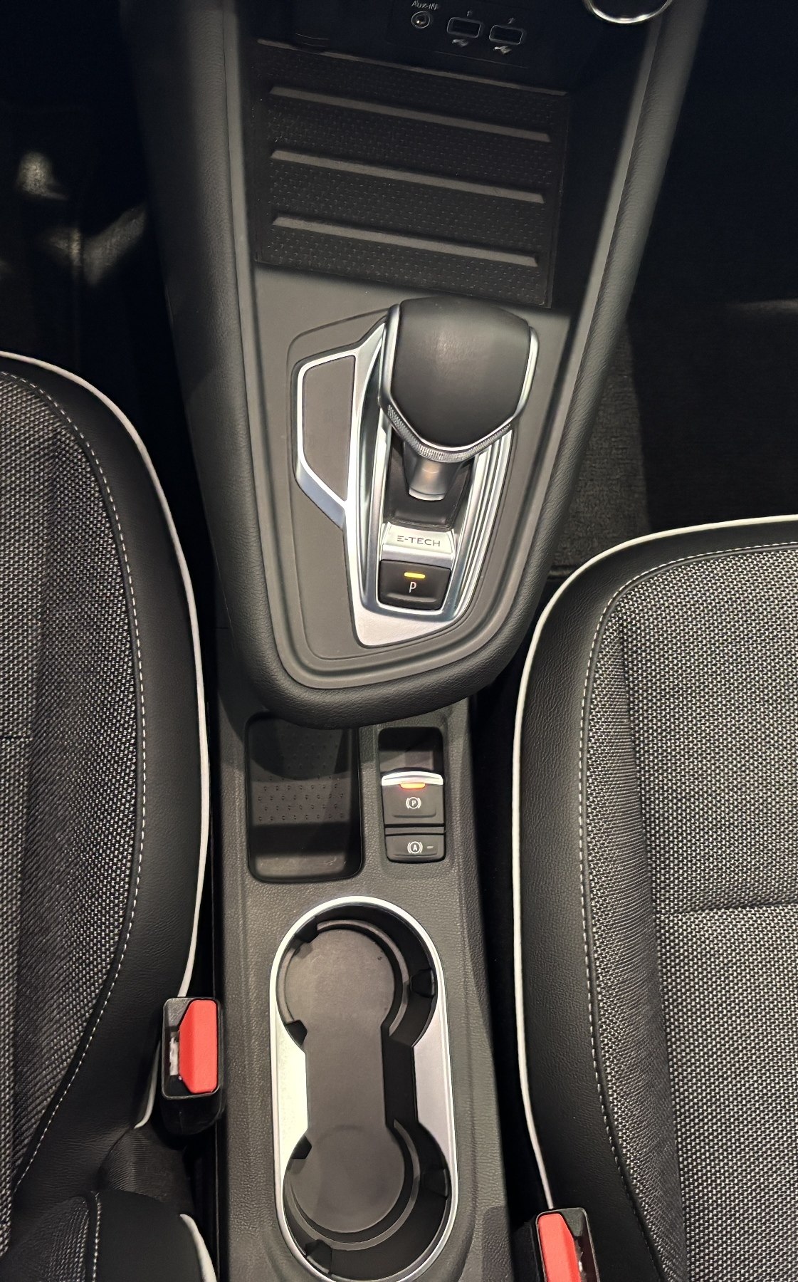 Bild 16 - Captur INTENS E-TECH Plug-in 160