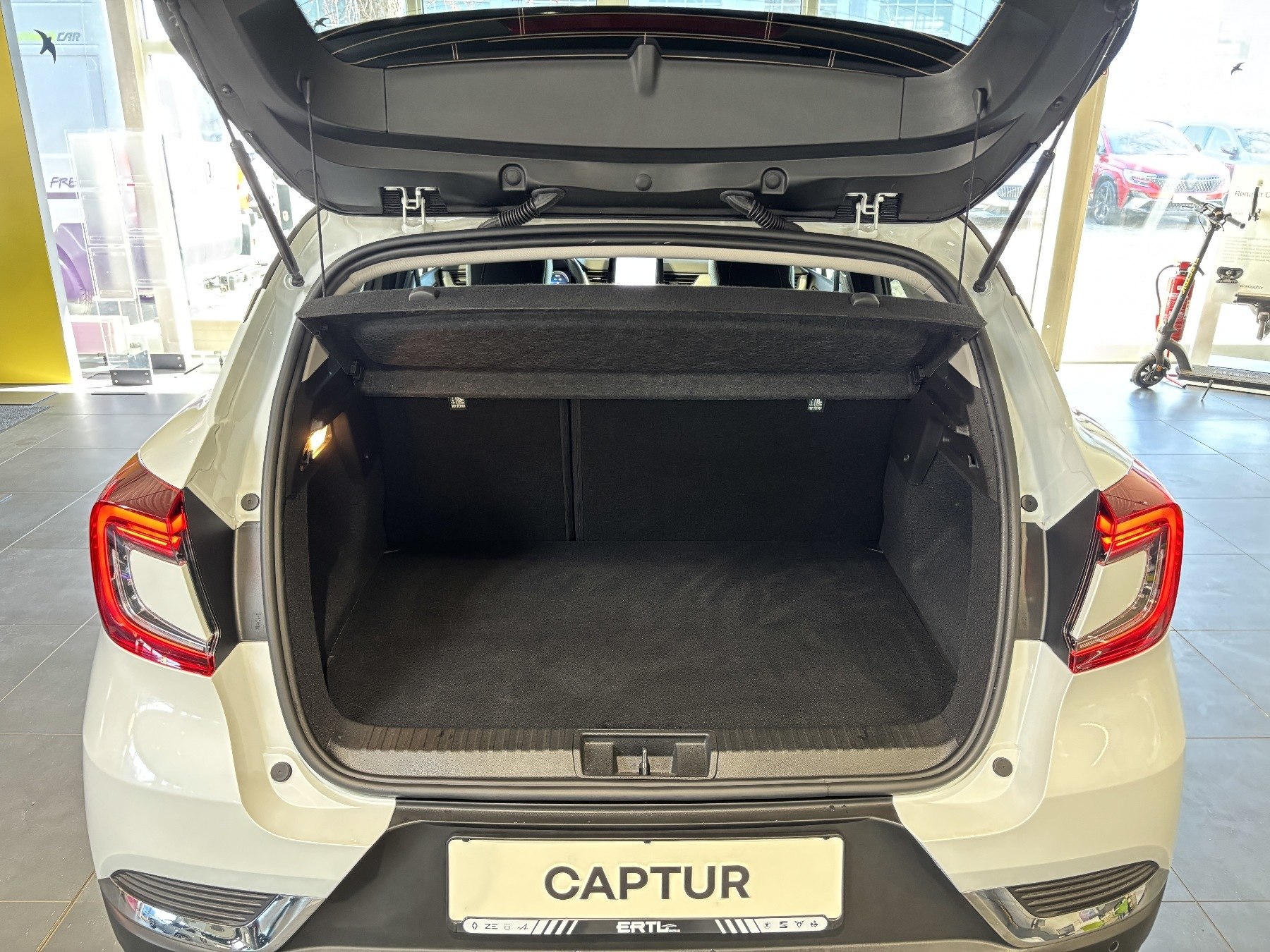 Bild 18 - Captur INTENS E-TECH Plug-in 160