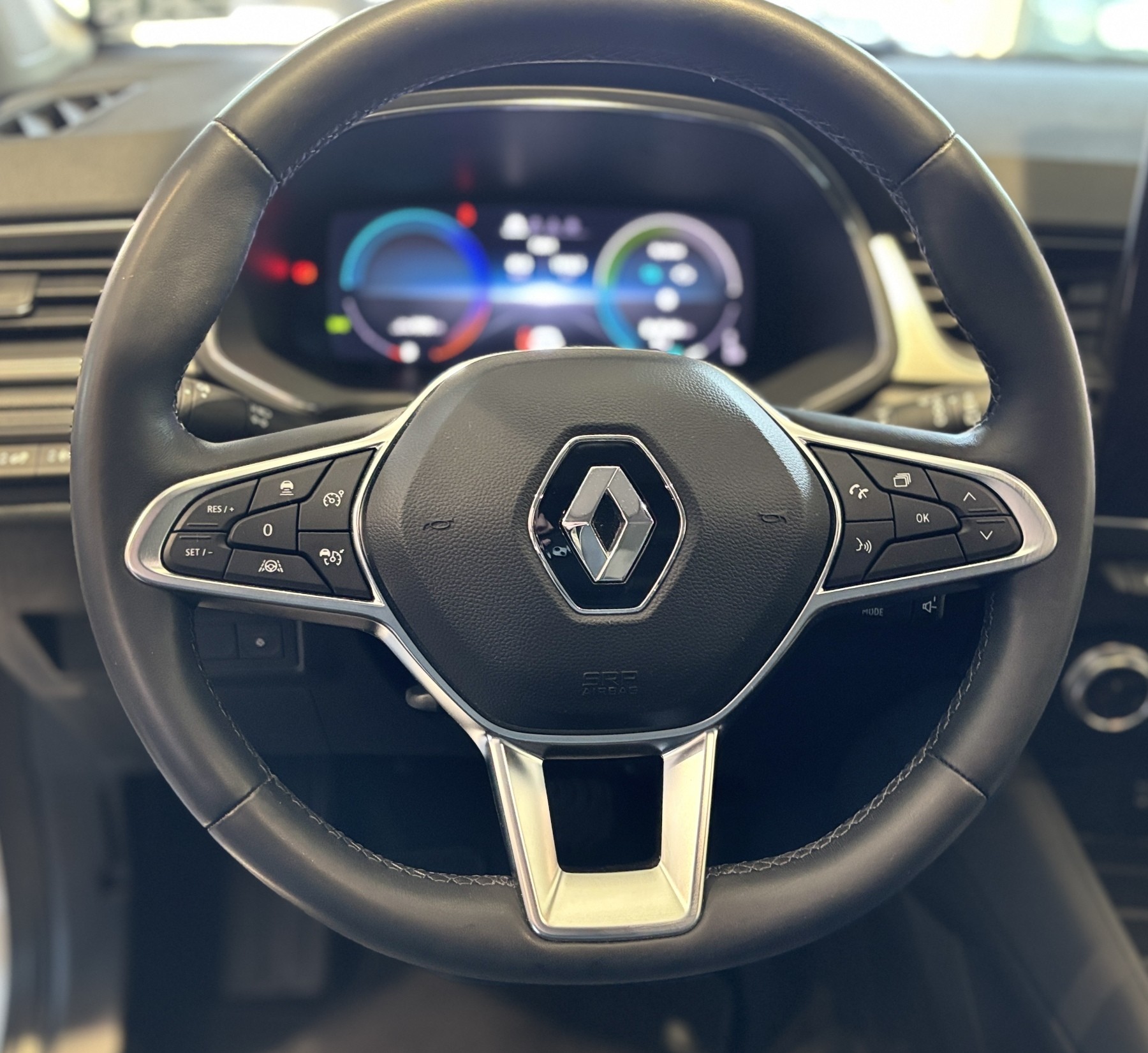 Bild 22 - Captur INTENS E-TECH Plug-in 160