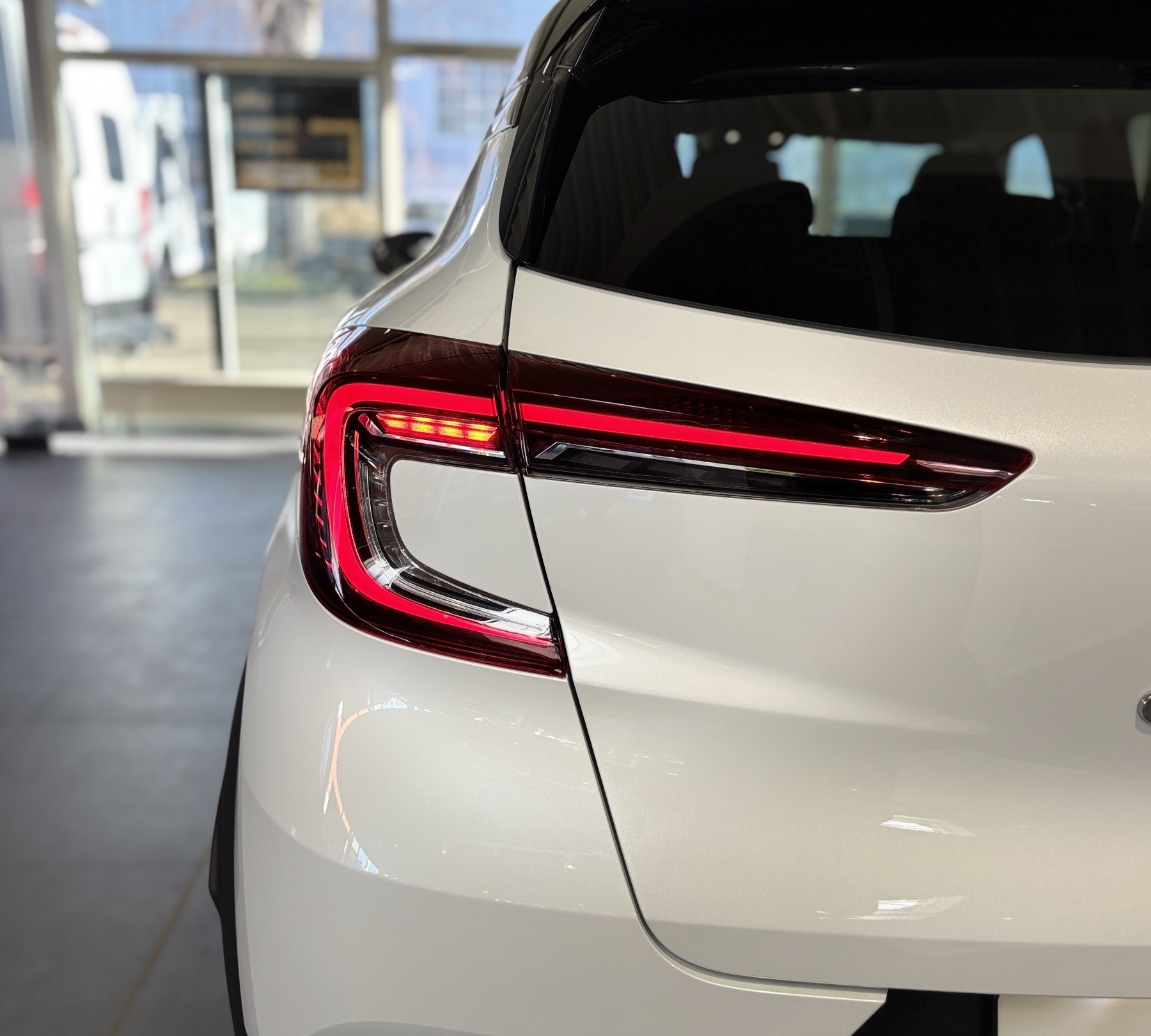 Bild 43 - Captur INTENS E-TECH Plug-in 160
