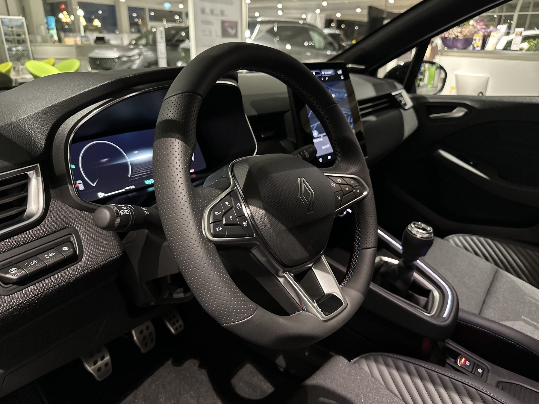 Bild 24 - Clio Esprit Alpine TCe 90