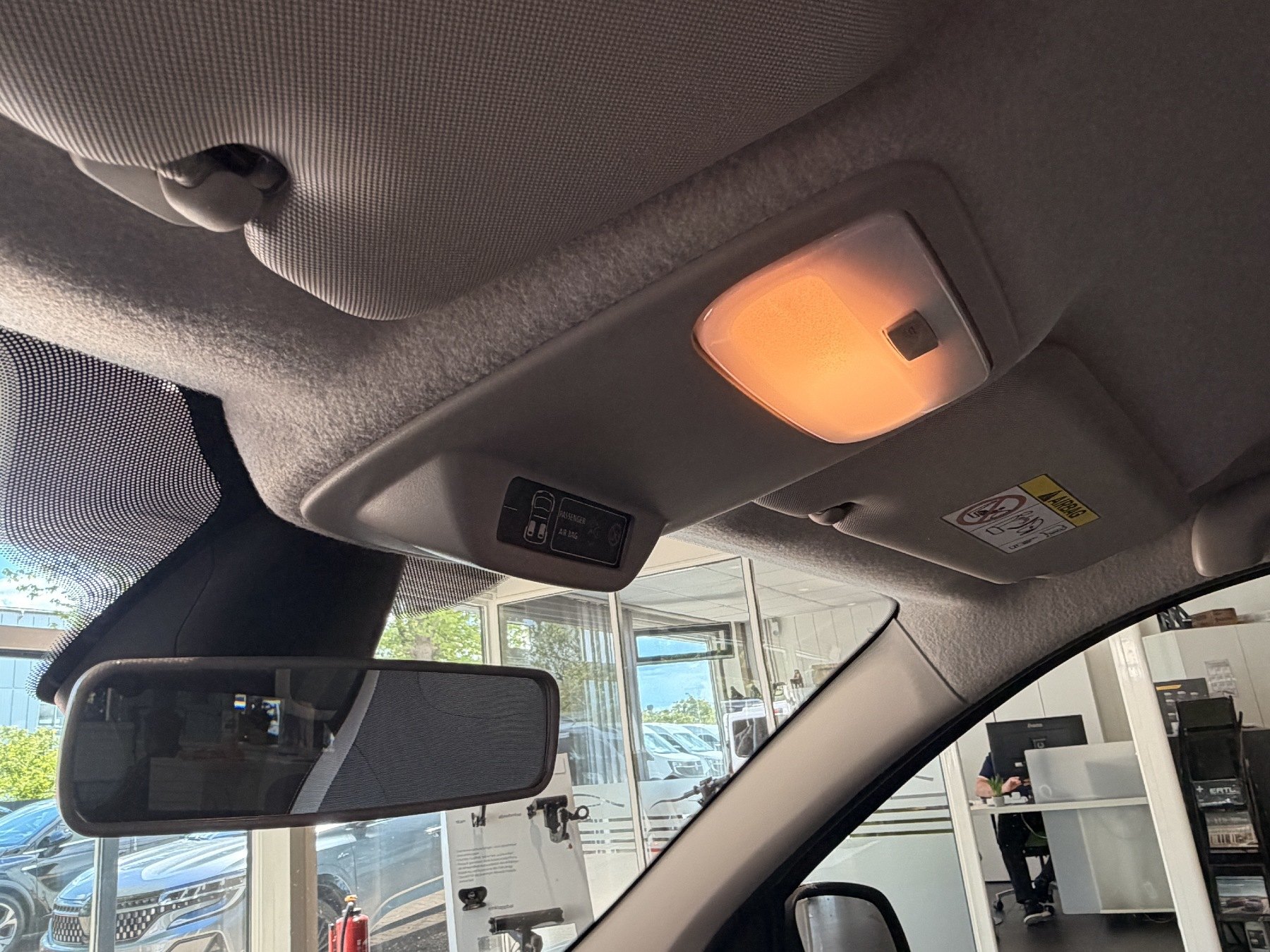 Bild 31 - Twingo ZEN SCe 65 PS Gepflegt
