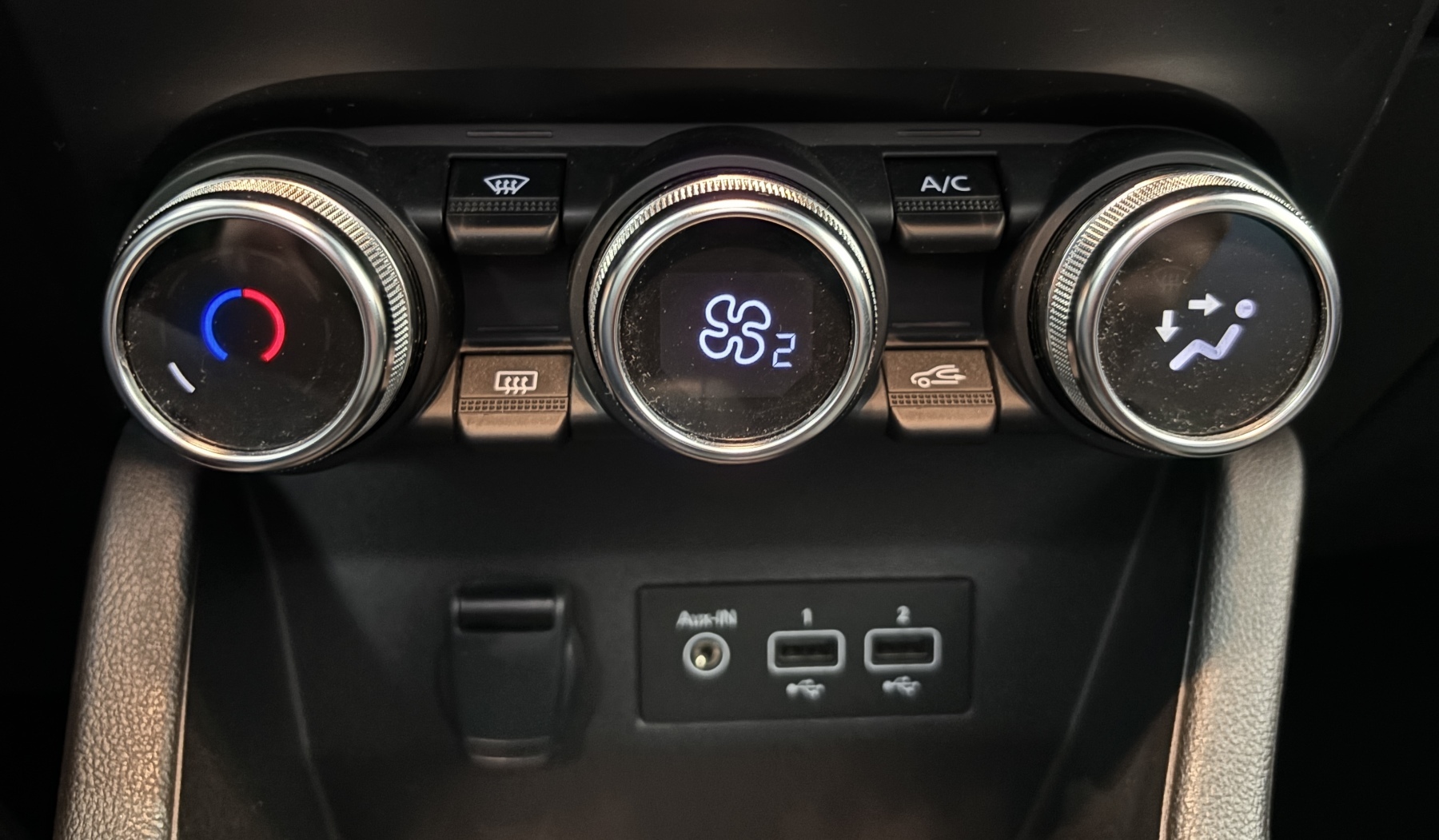 Bild 11 - Clio EQUILIBRE E-TECH 145 PS Automatik