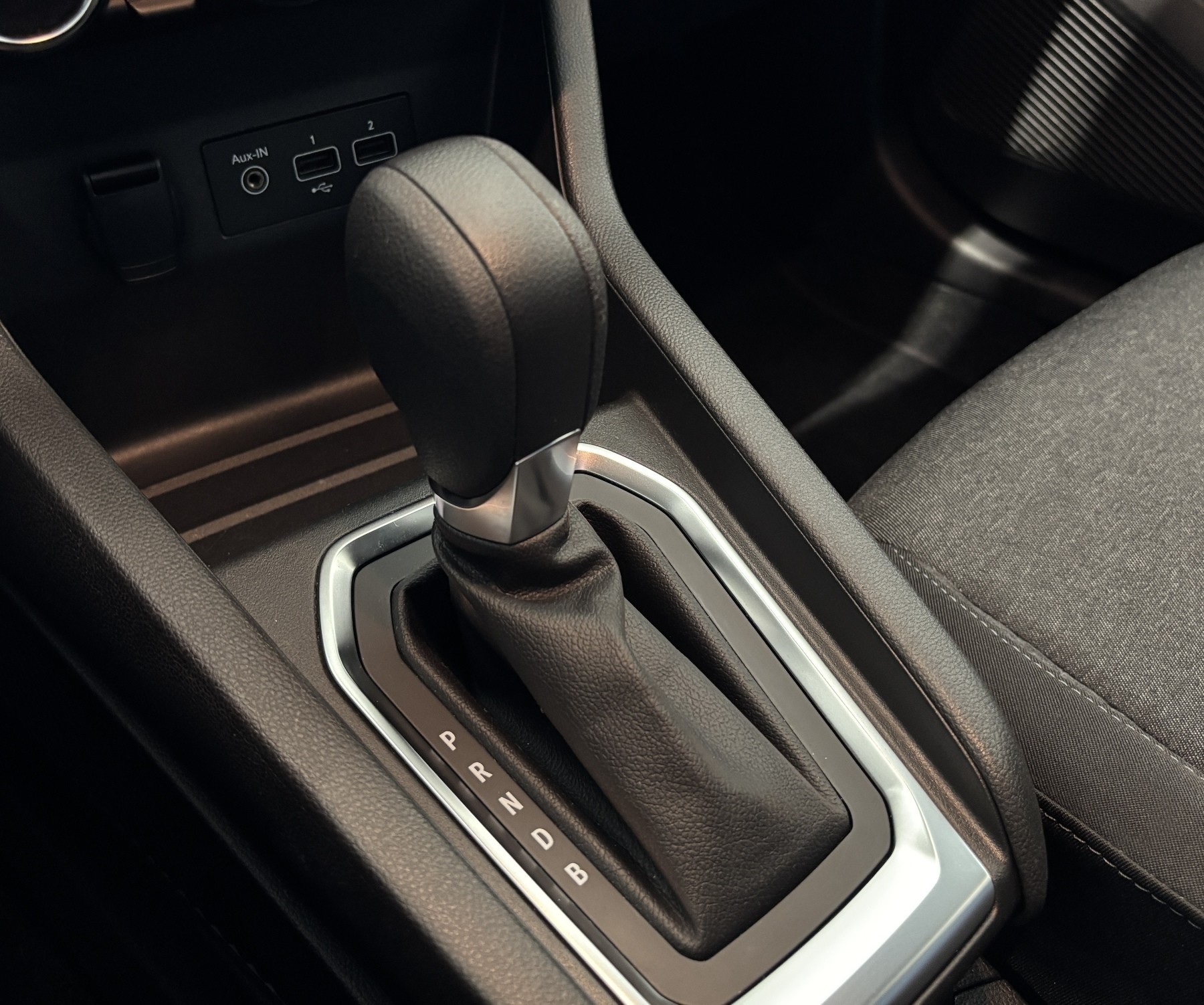 Bild 13 - Clio EQUILIBRE E-TECH 145 PS Automatik