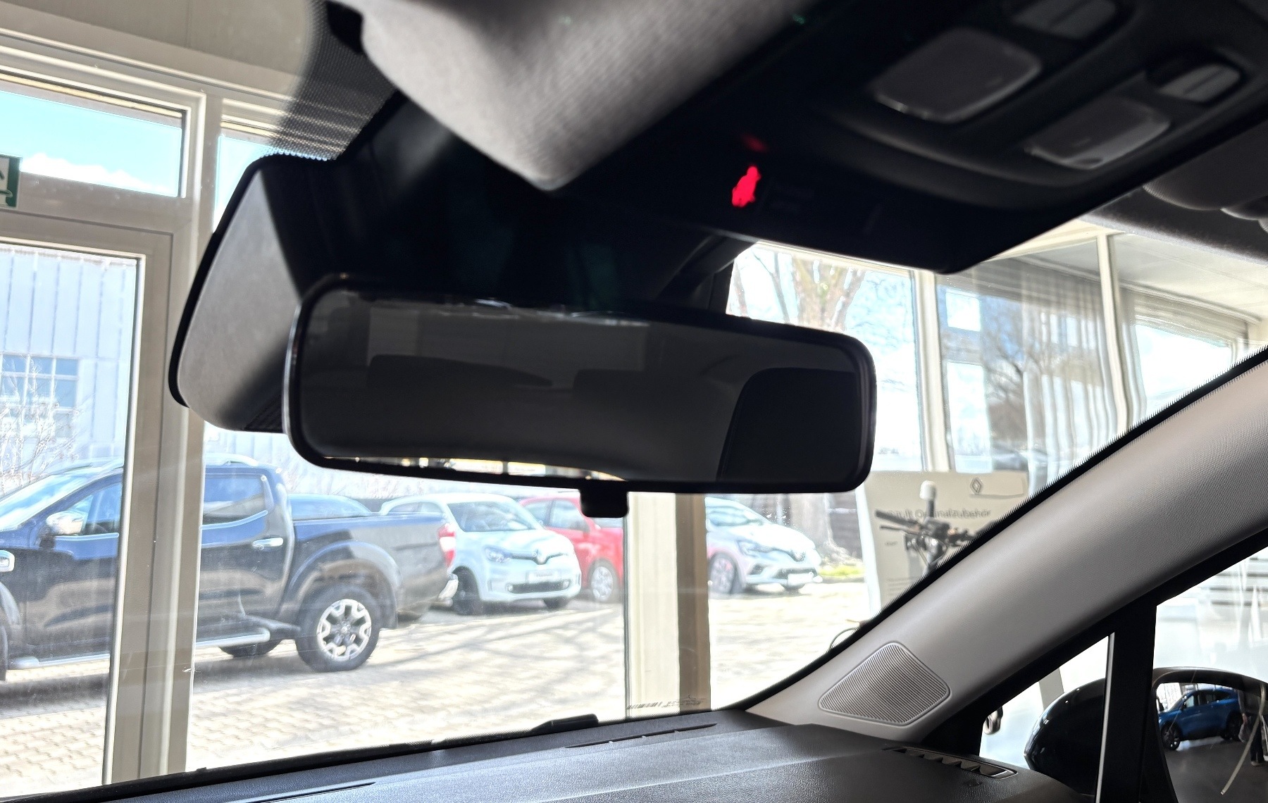 Bild 30 - Clio EQUILIBRE E-TECH 145 PS Automatik
