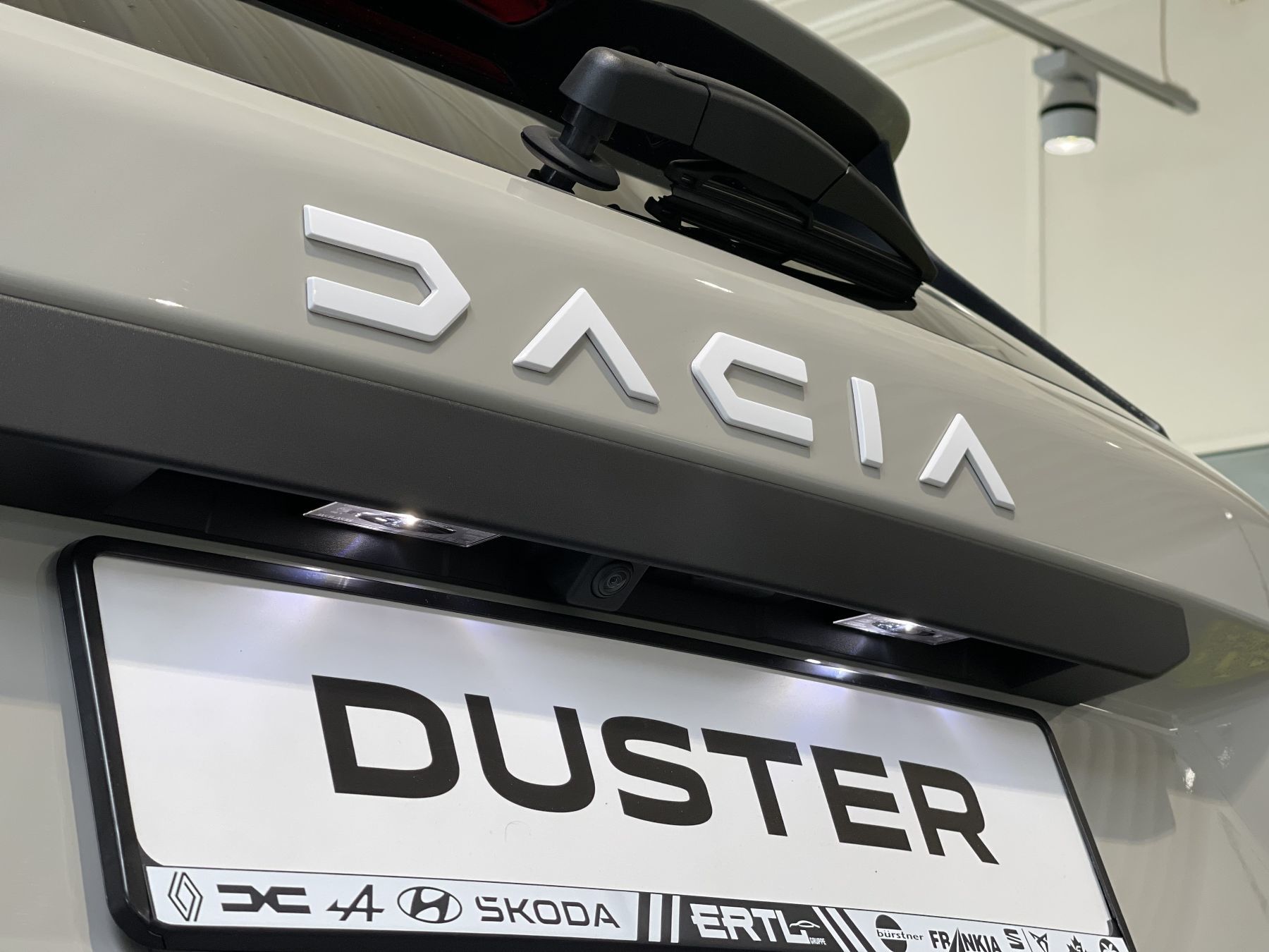 Bild 10 - Duster Neuer Journey hybrid-G 150 4x4
