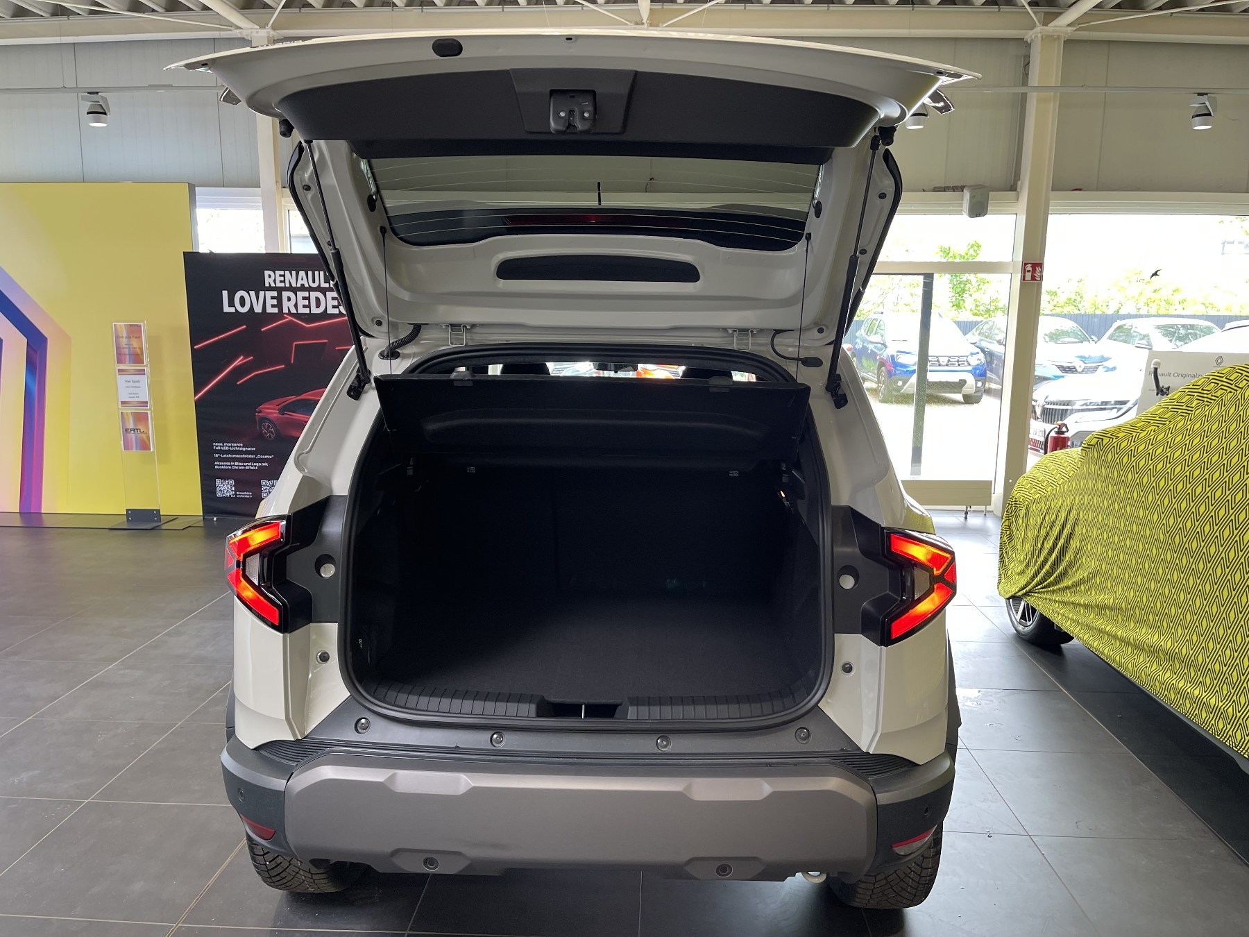 Bild 16 - Duster Neuer Journey hybrid-G 150 4x4