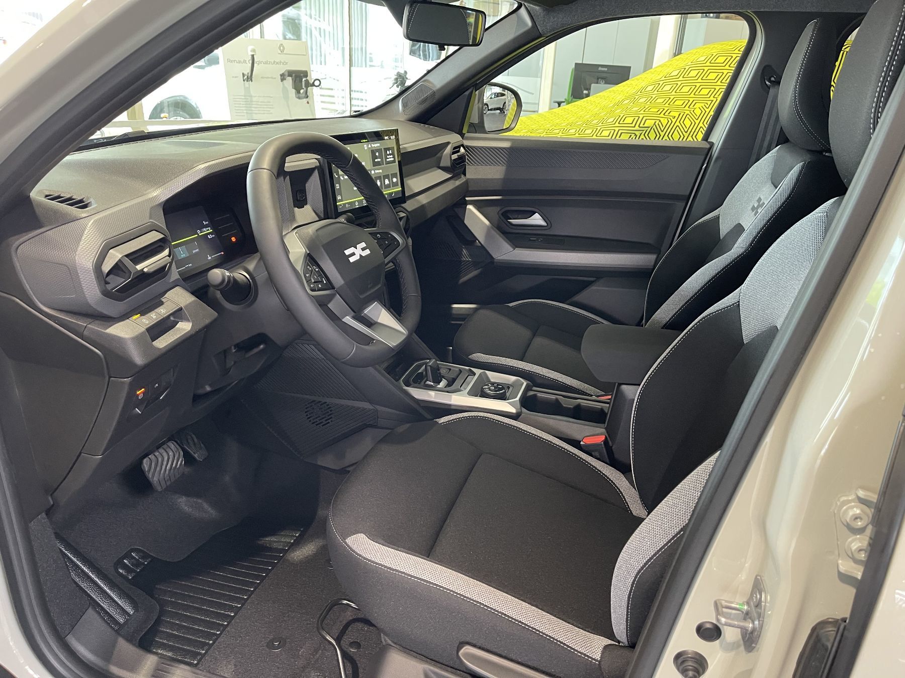 Bild 26 - Duster Neuer Journey hybrid-G 150 4x4