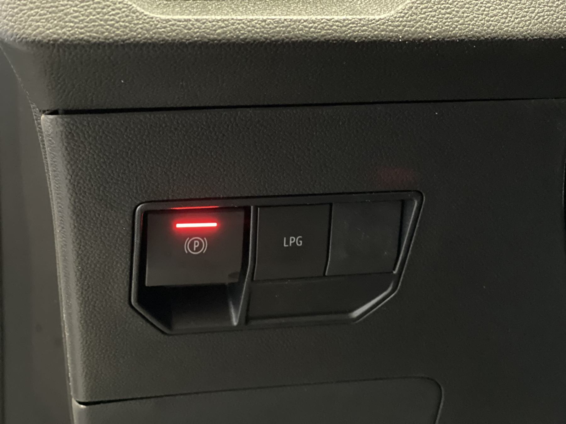 Bild 29 - Duster Neuer Journey hybrid-G 150 4x4