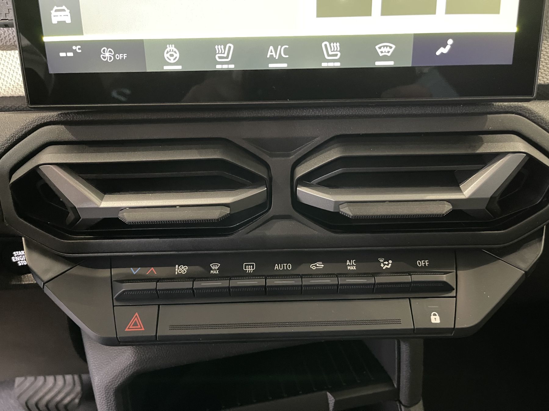 Bild 38 - Duster Neuer Journey hybrid-G 150 4x4