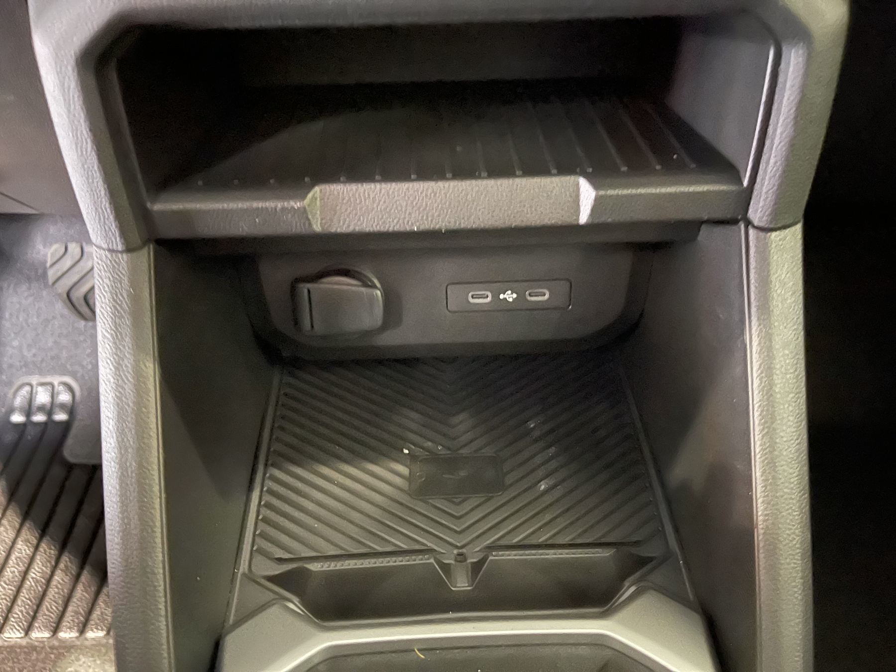 Bild 39 - Duster Neuer Journey hybrid-G 150 4x4