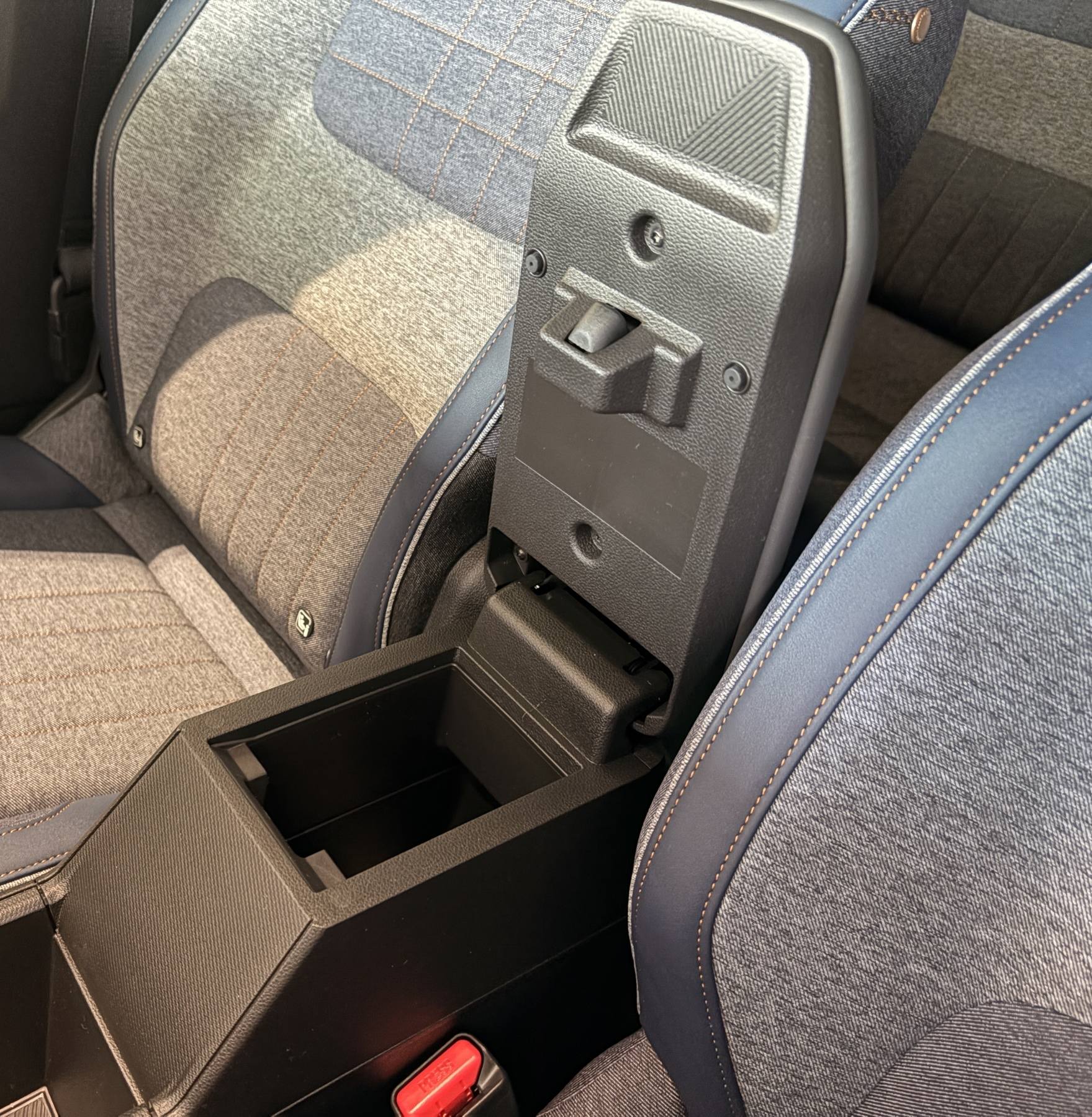 Bild 7 - R 4 4 E-Tech elektrisch Techno 150 Comfort Range