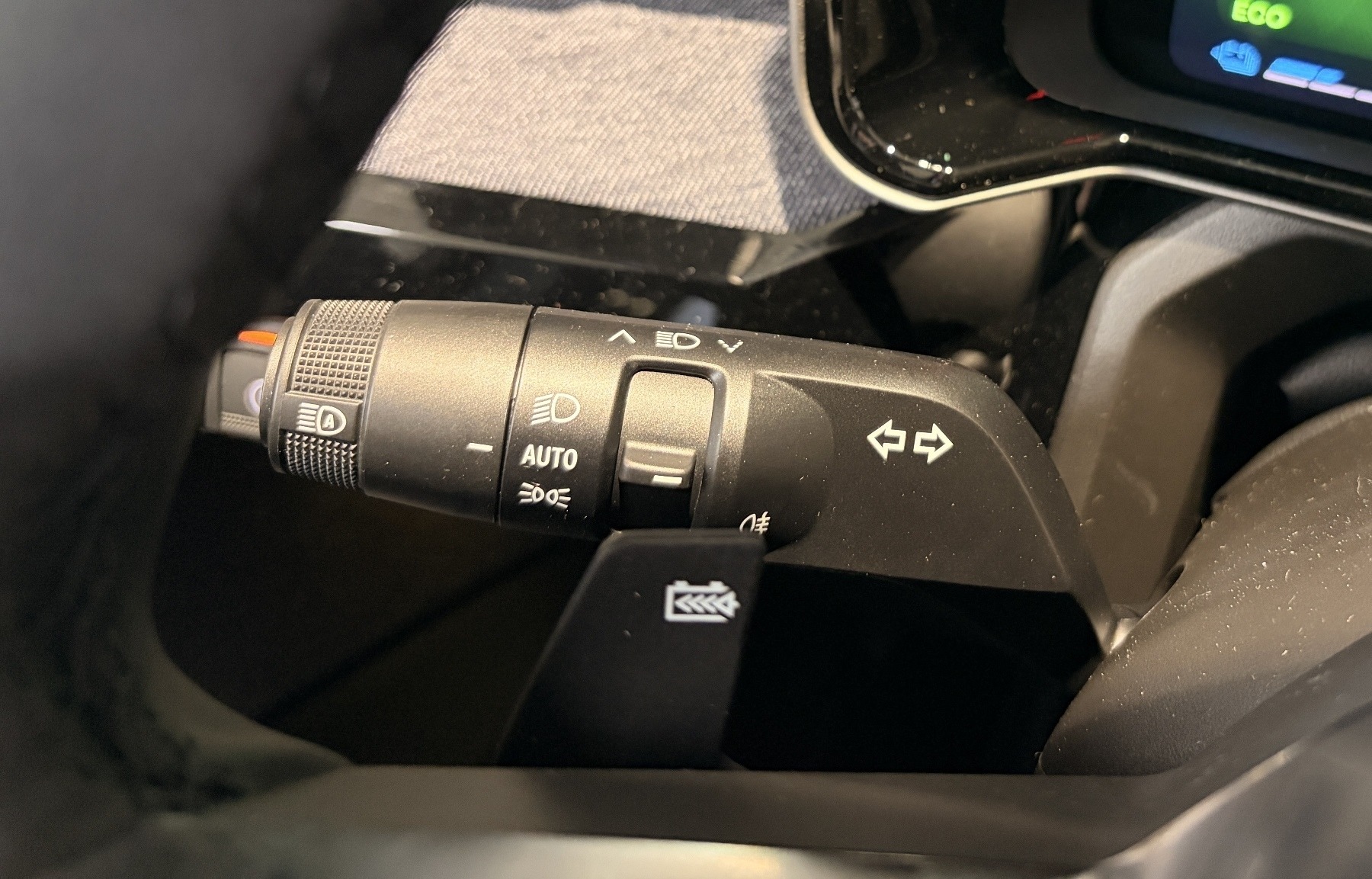 Bild 21 - R 4 4 E-Tech elektrisch Techno 150 Comfort Range