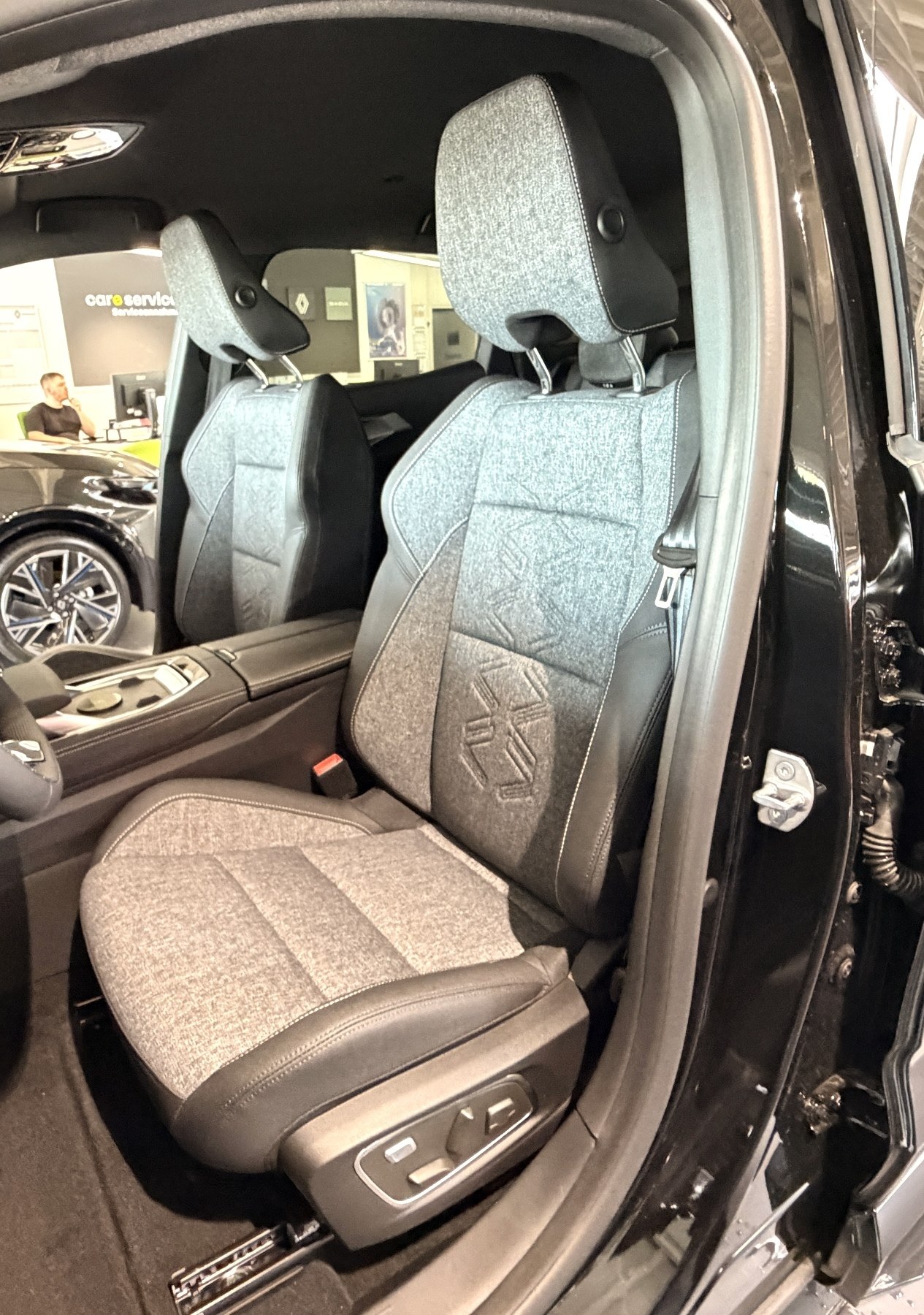 Bild 25 - Koleos TECHNO dCi 185 PS 4WD Automatik