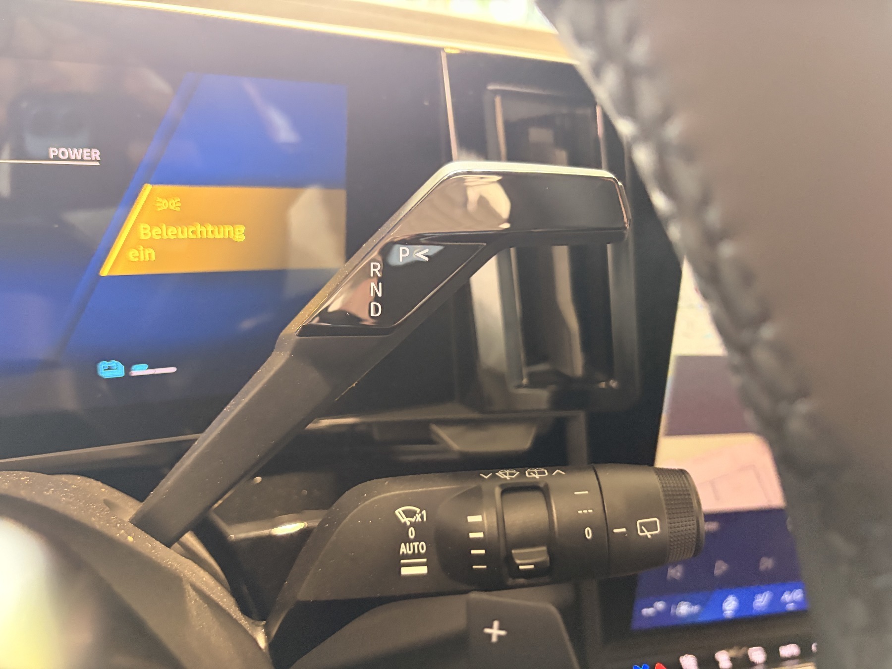 Bild 29 - Koleos TECHNO dCi 185 PS 4WD Automatik