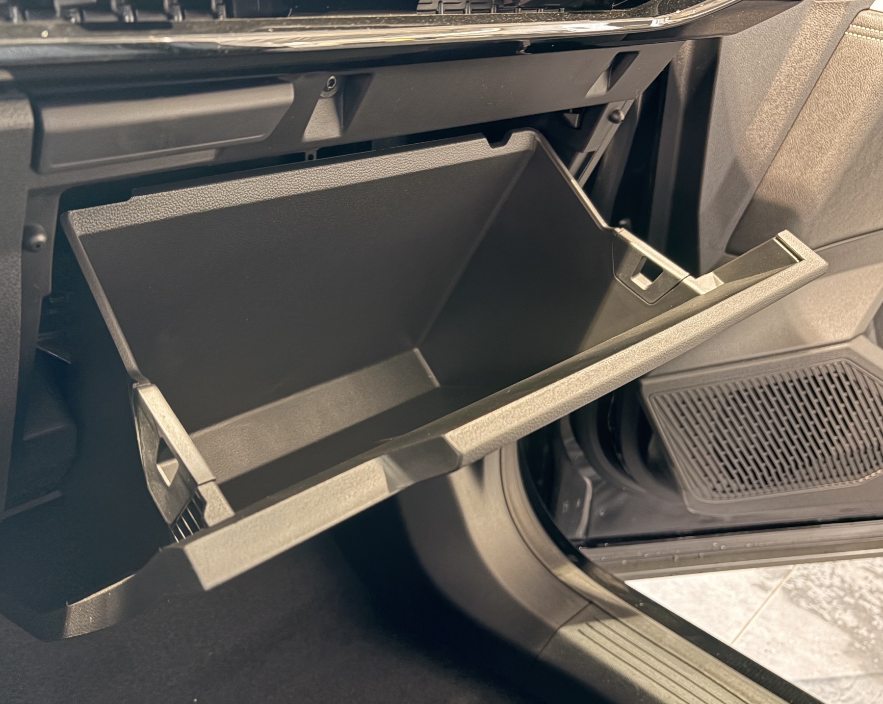 Bild 38 - Koleos TECHNO dCi 185 PS 4WD Automatik