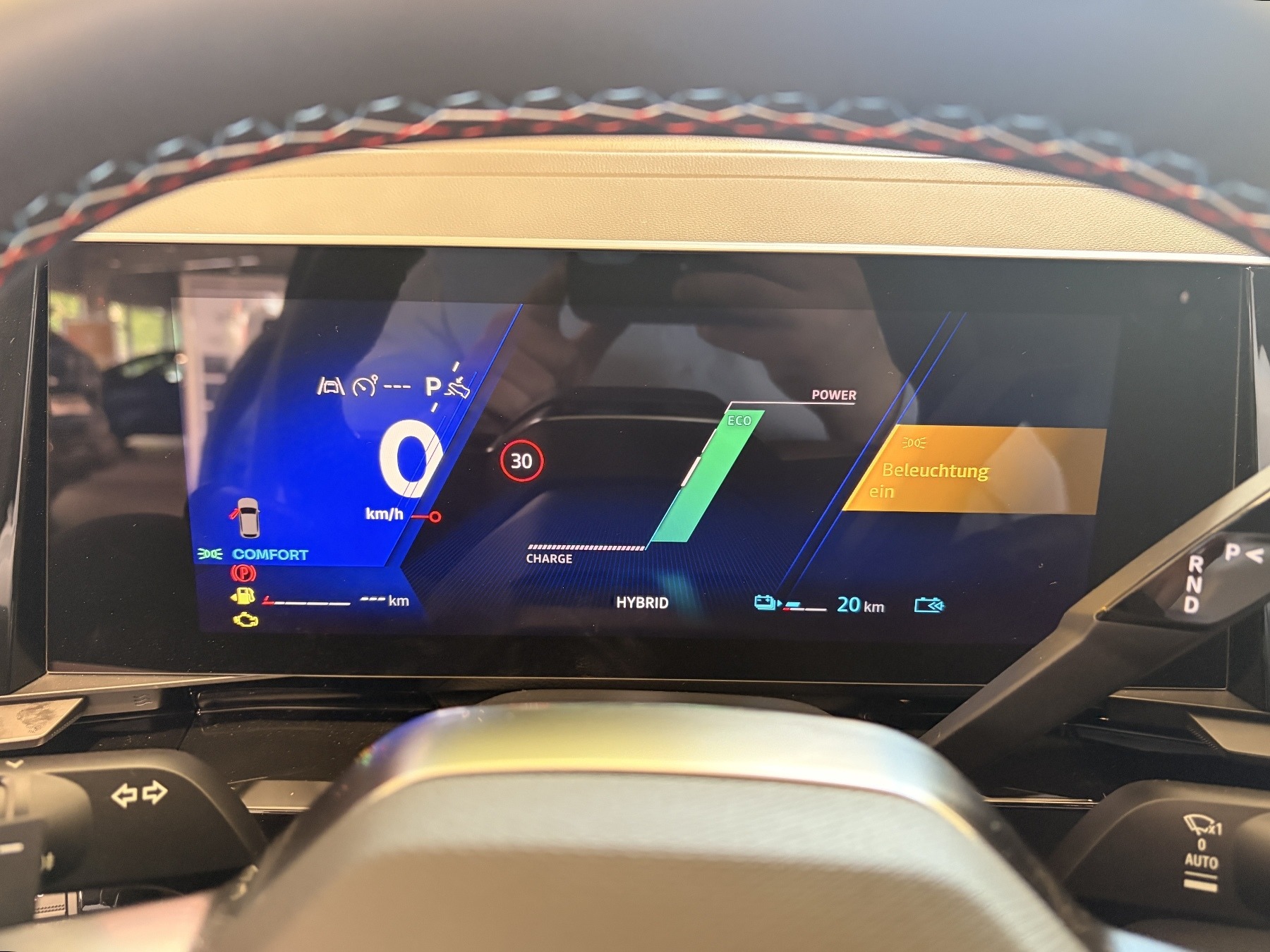 Bild 2 - Rafale Atelier Alpine Hybrid 4x4 300 Plug-In