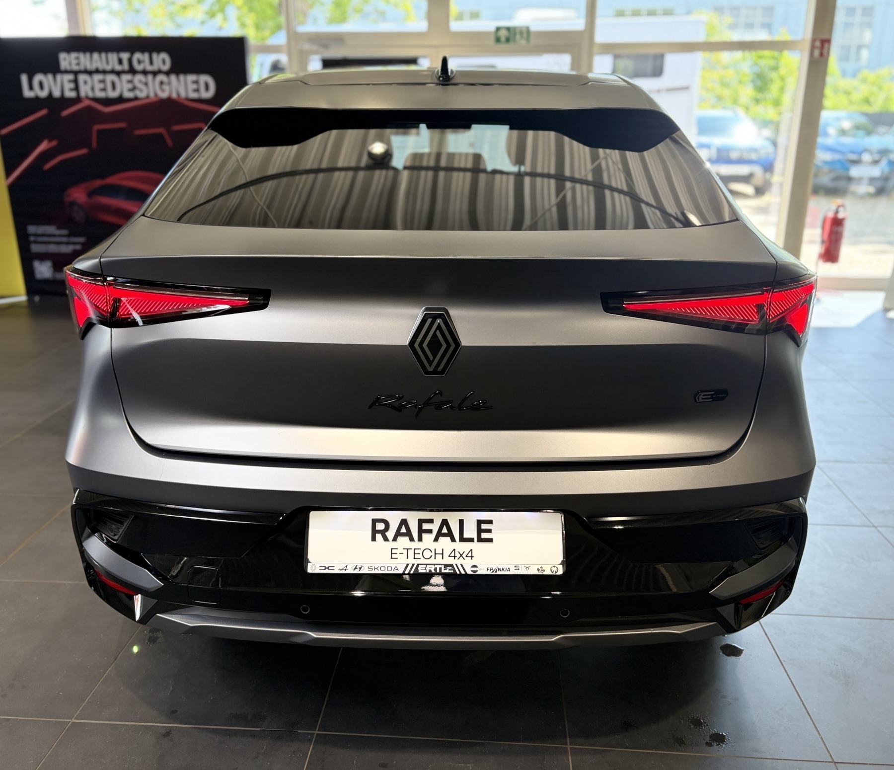 Bild 10 - Rafale Atelier Alpine Hybrid 4x4 300 Plug-In