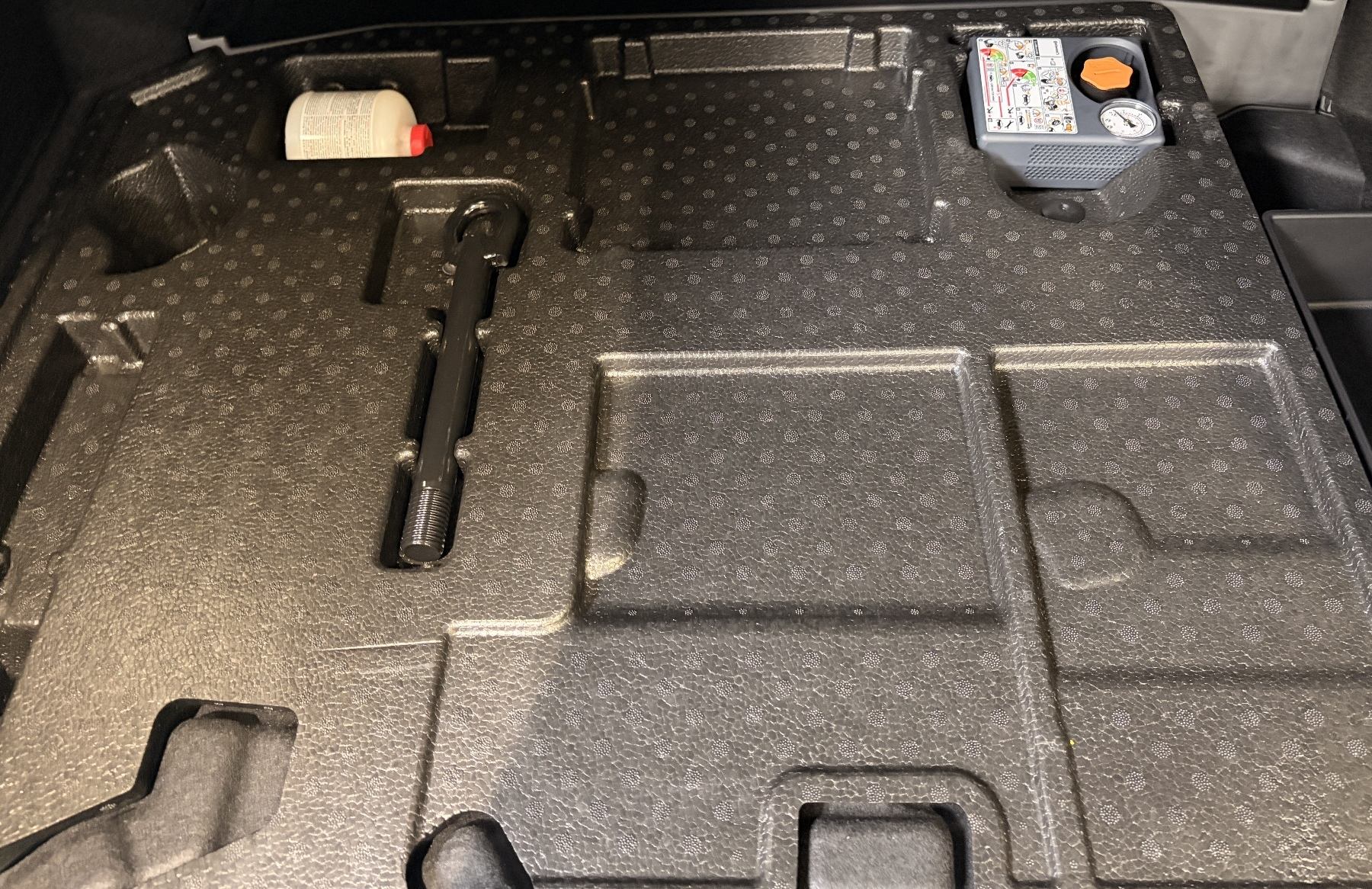Bild 13 - Rafale Atelier Alpine Hybrid 4x4 300 Plug-In