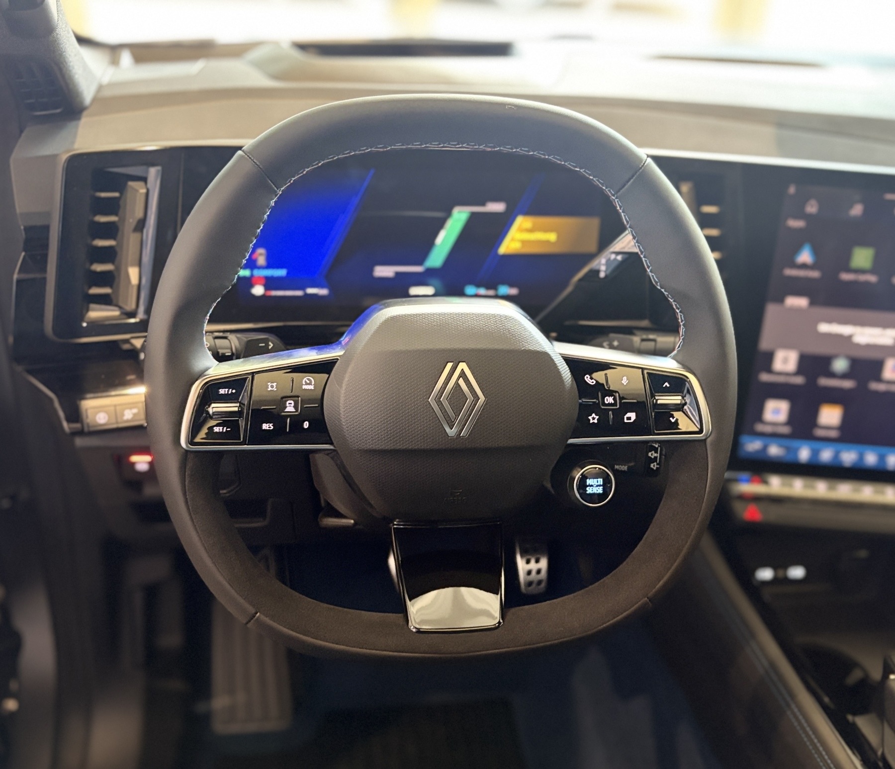 Bild 17 - Rafale Atelier Alpine Hybrid 4x4 300 Plug-In