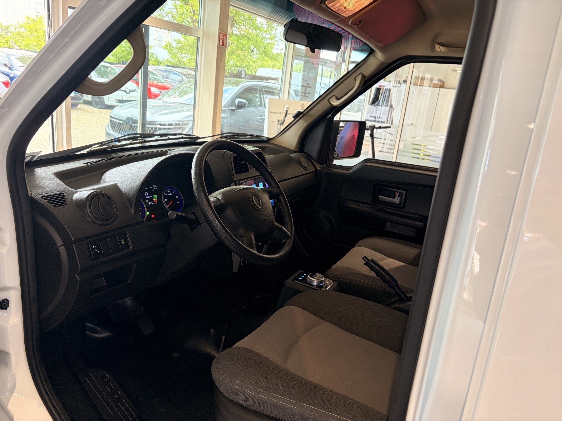 Bild 13 - Rafale Atelier Alpine Hybrid 4x4 300 Plug-In