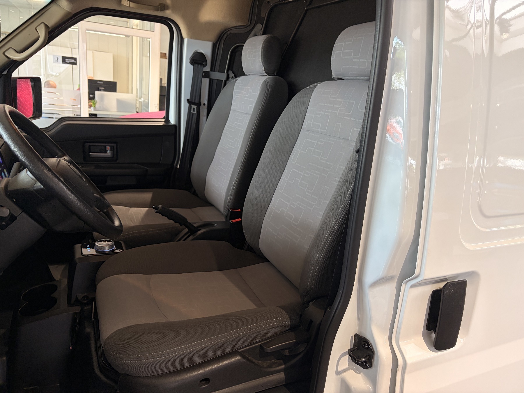 Bild 14 - Rafale Atelier Alpine Hybrid 4x4 300 Plug-In