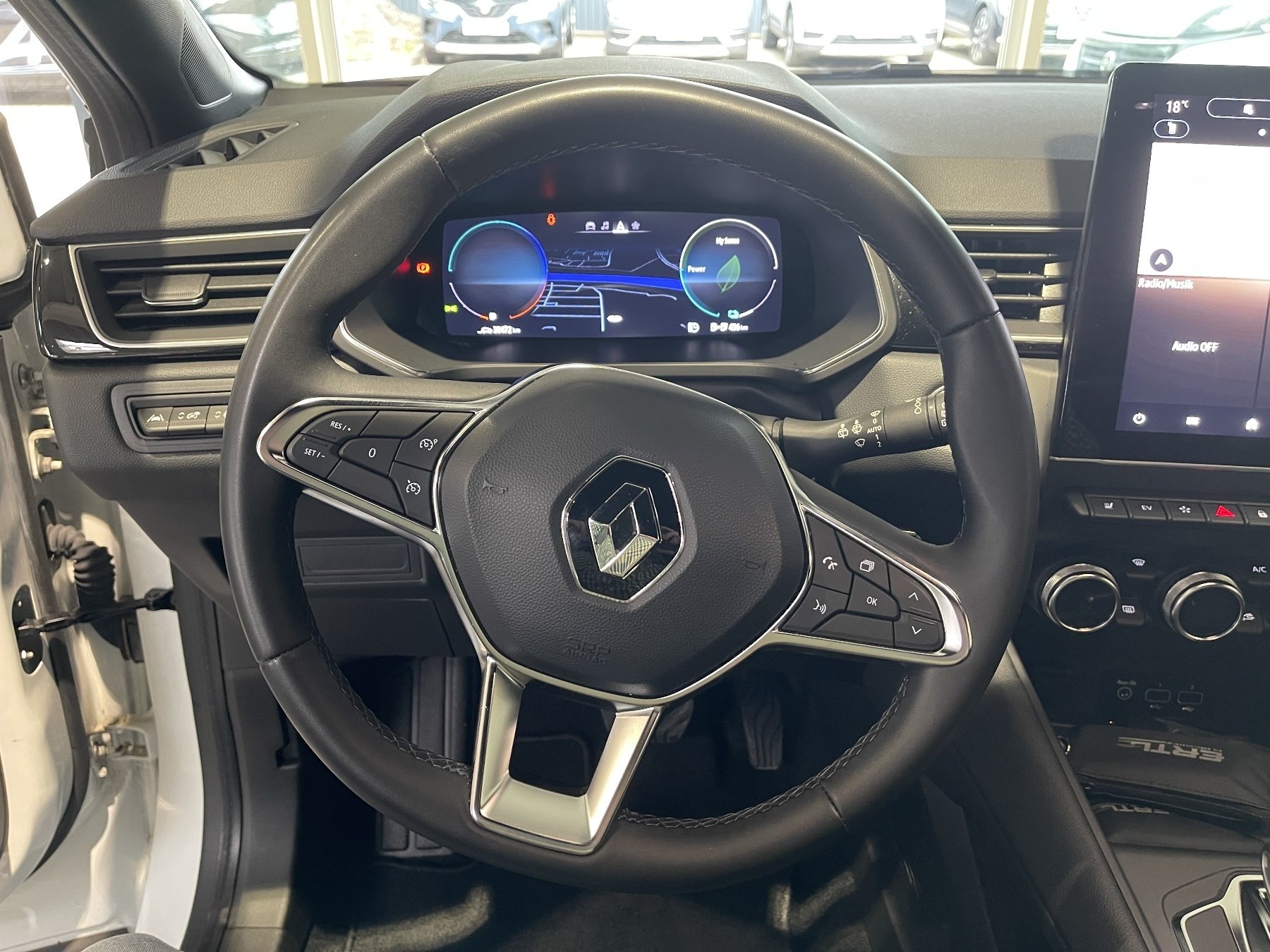 Bild 35 - Rafale Esprit Alpine E-Tech Full Hybrid 200 PS