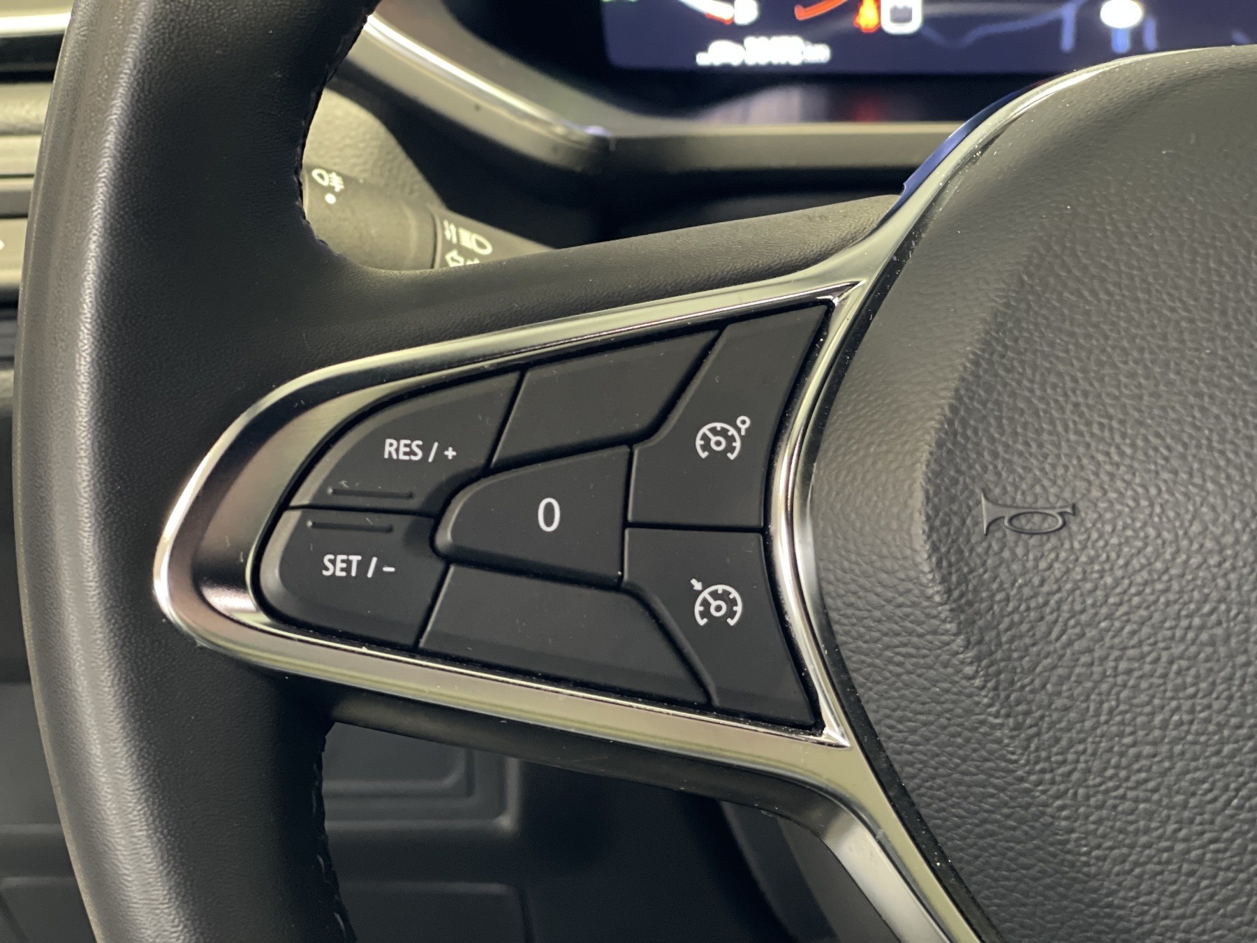 Bild 36 - Rafale Esprit Alpine E-Tech Full Hybrid 200 PS