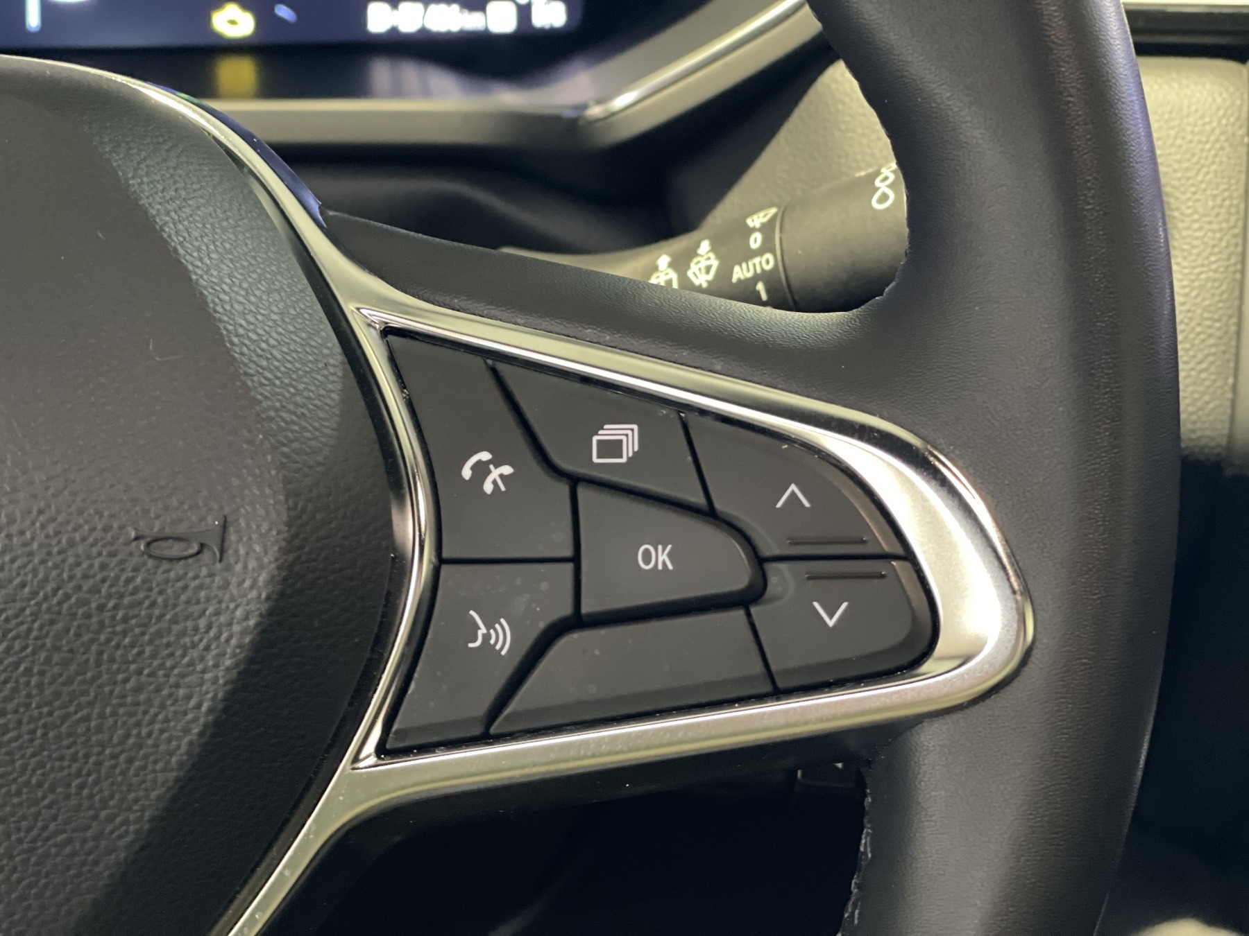 Bild 37 - Rafale Esprit Alpine E-Tech Full Hybrid 200 PS