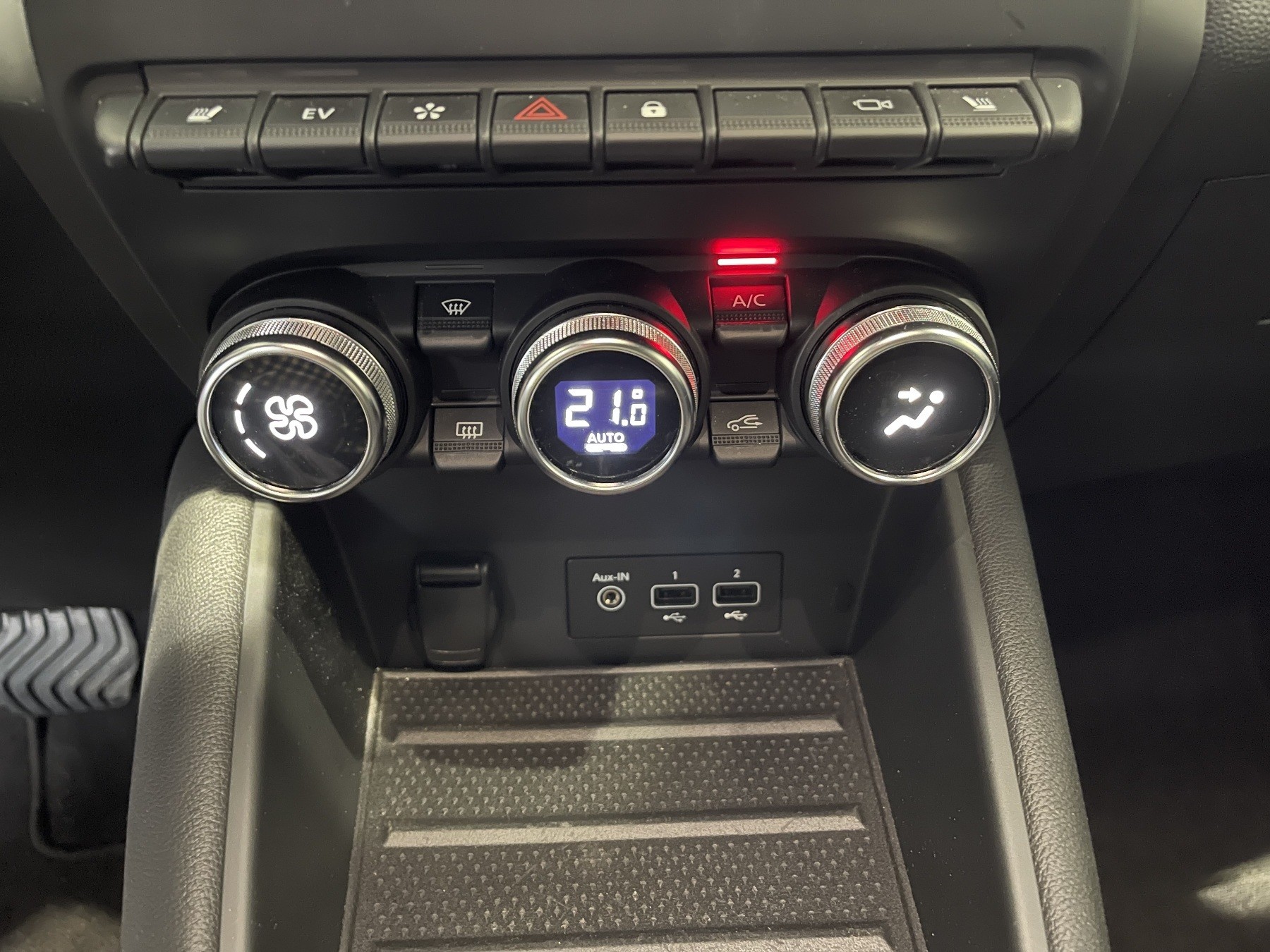 Bild 41 - Rafale Esprit Alpine E-Tech Full Hybrid 200 PS
