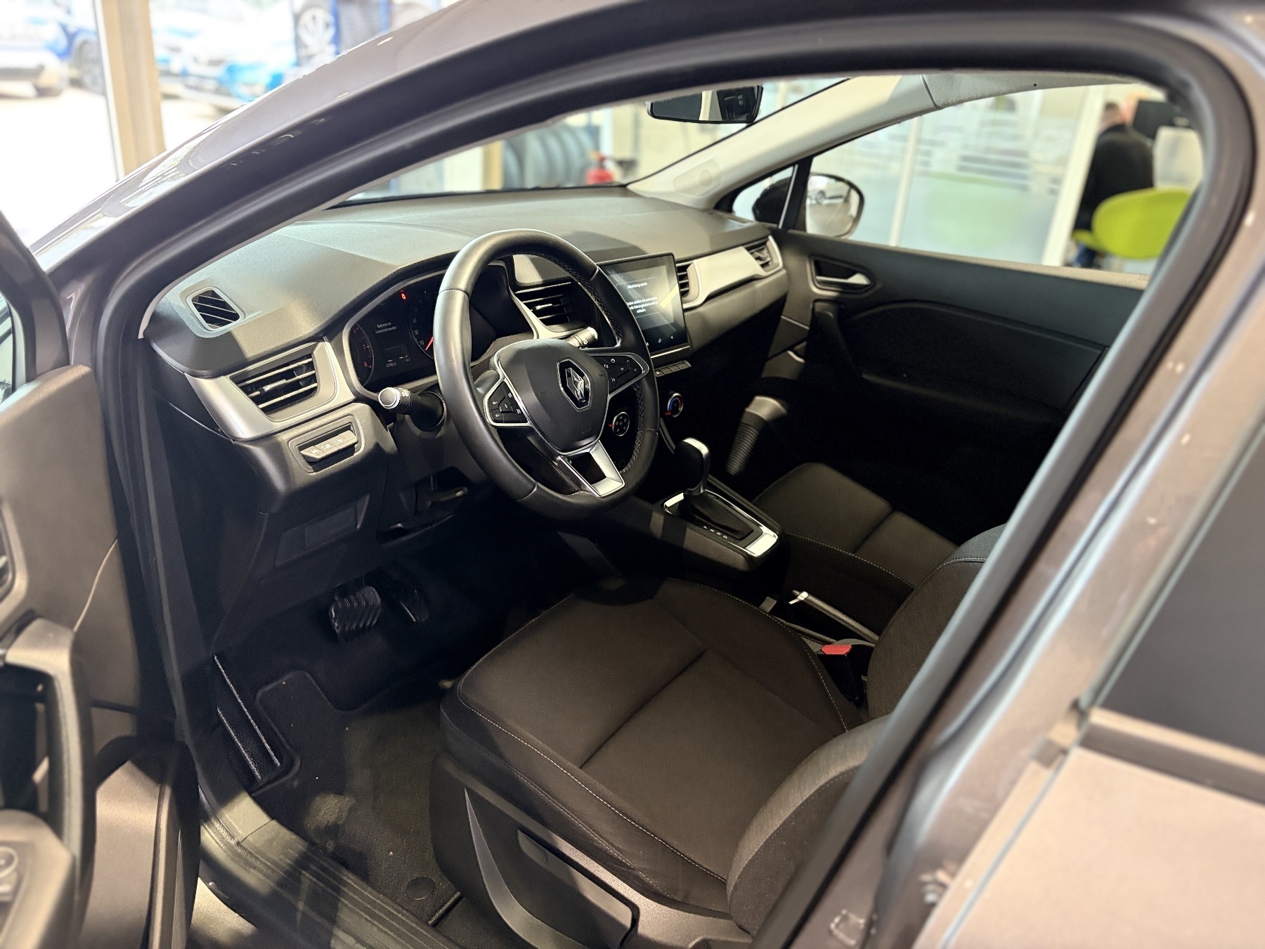 Bild 19 - Captur EXPERIENCE TCe 130 PS Automatik EDC