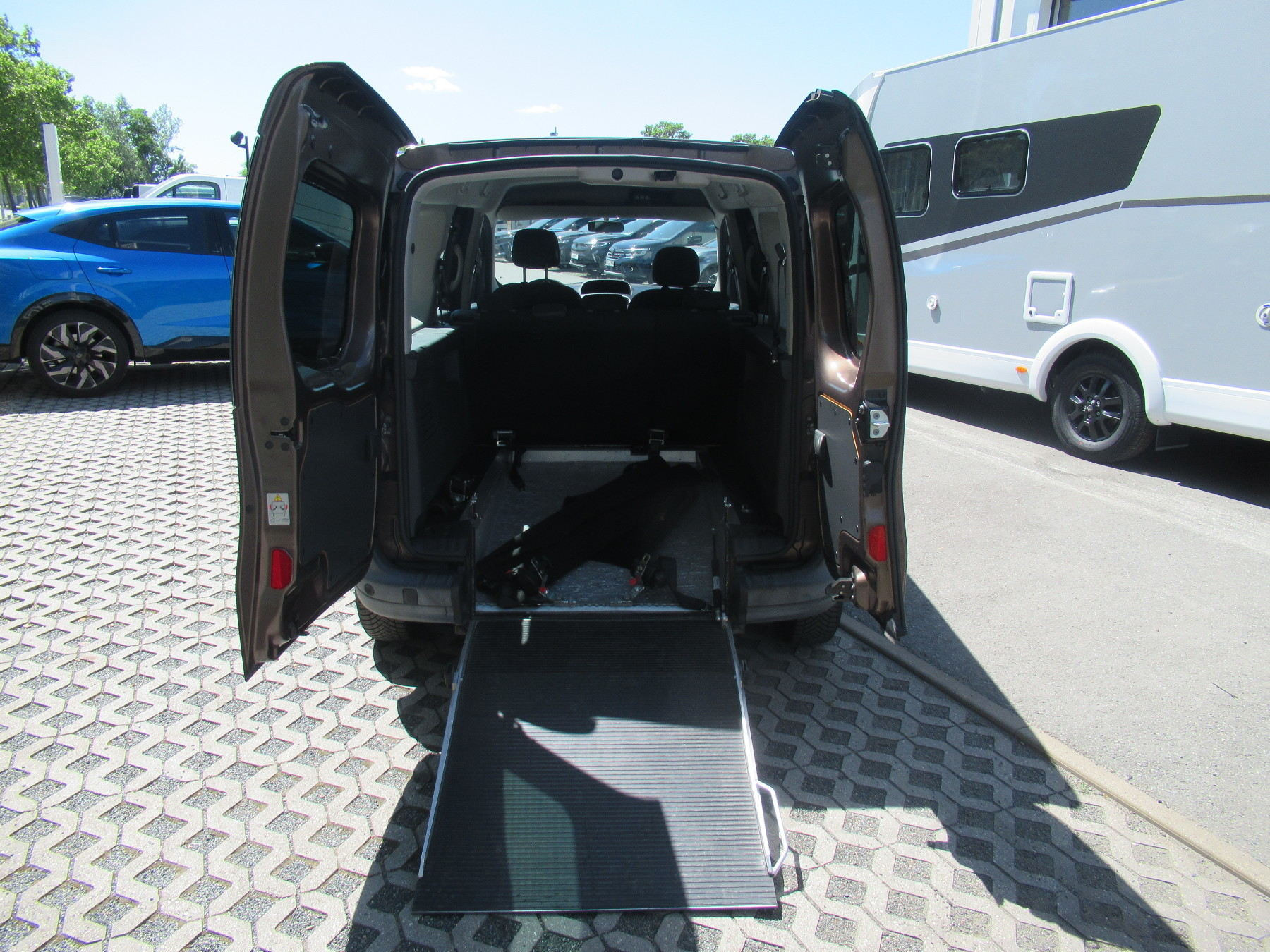Bild 5 - Kangoo 5-Sitzer ENERGY dCi 110 Behindertenumbau