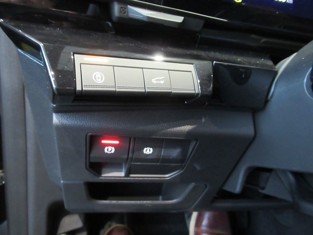 Bild 20 - Rafale E-Tech Full Hybrid 200 Techno