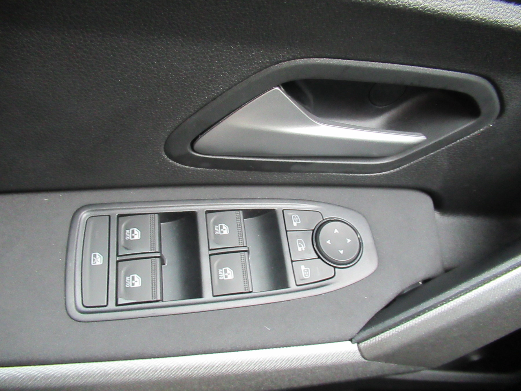 Bild 2 - Bigster Journey HYBRID 155