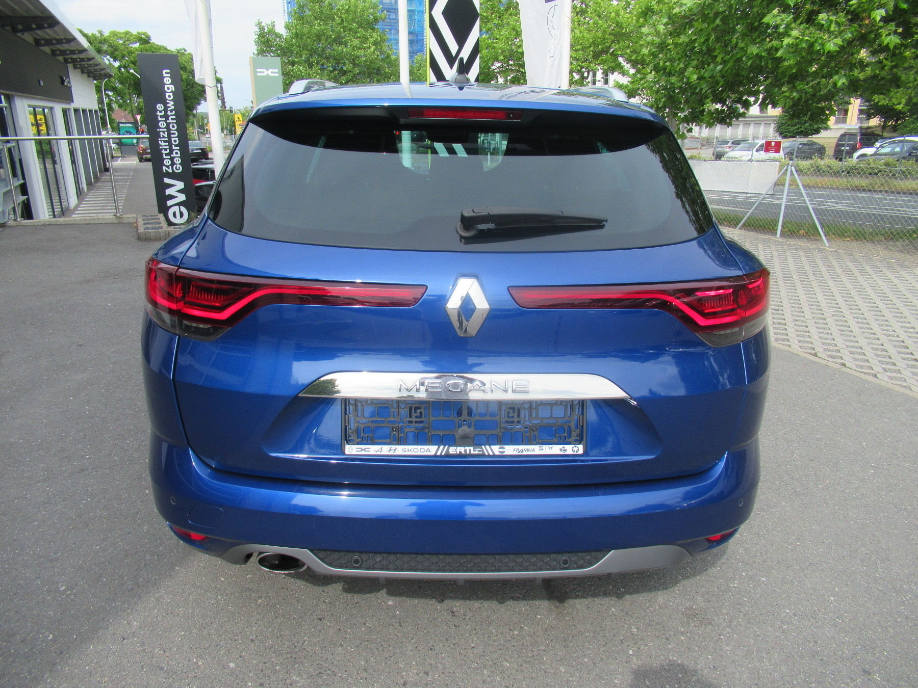 Bild 19 - Megane Grandtour BLUE dCi 115 EDC R.S. LINE
