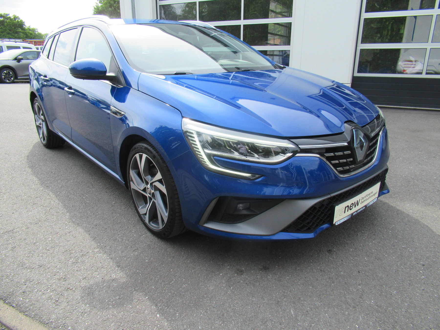 Bild 22 - Megane Grandtour BLUE dCi 115 EDC R.S. LINE