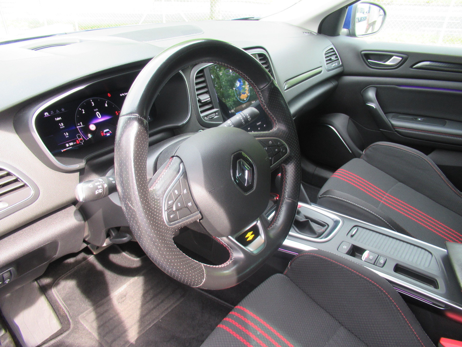 Bild 4 - Megane Grandtour BLUE dCi 115 EDC R.S. LINE