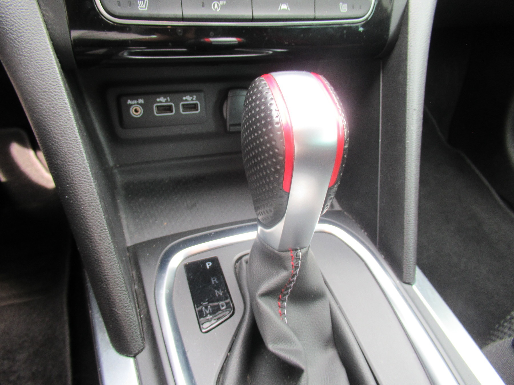 Bild 8 - Megane Grandtour BLUE dCi 115 EDC R.S. LINE